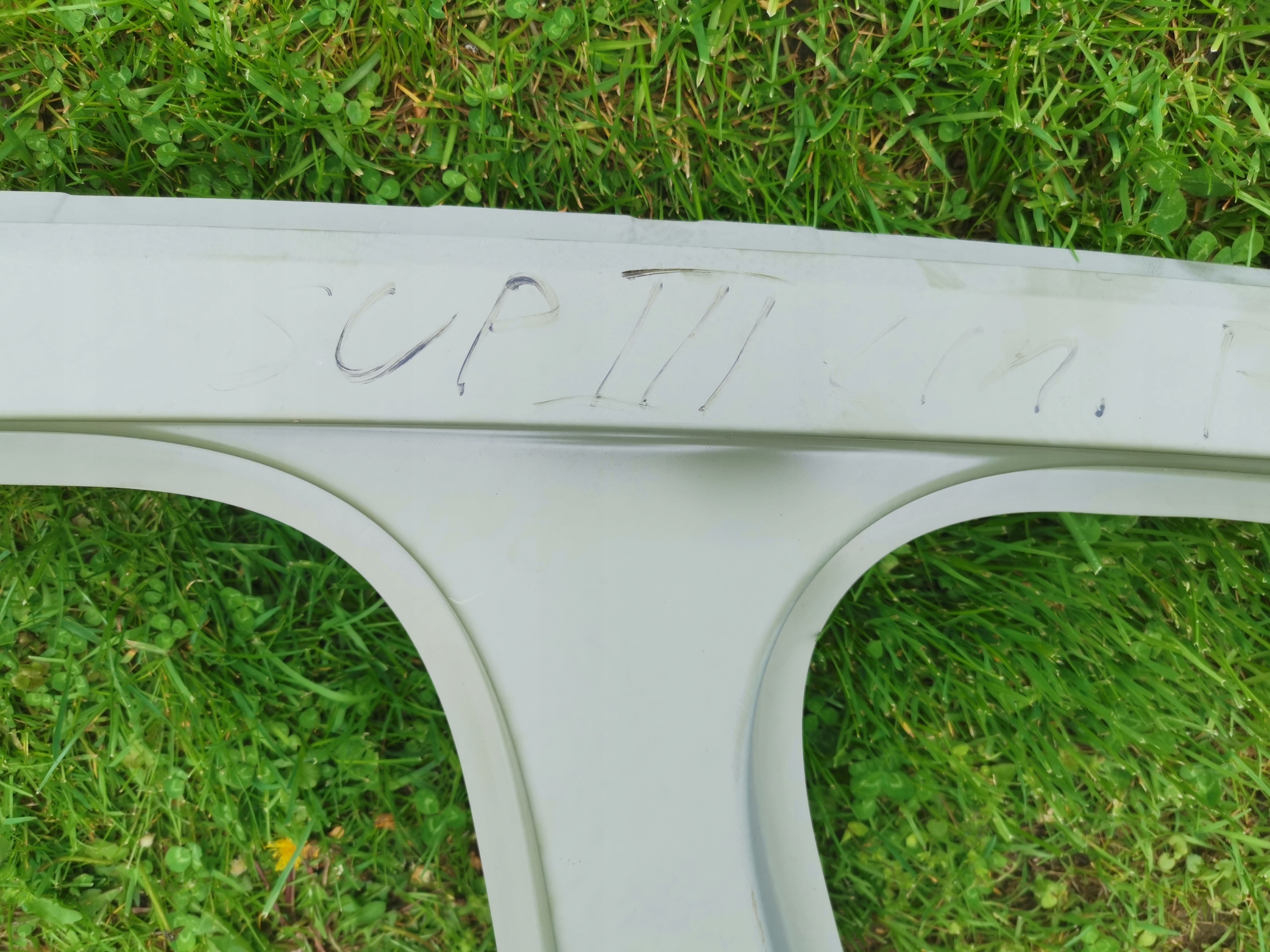 SKODA SUPERB III right pillar side