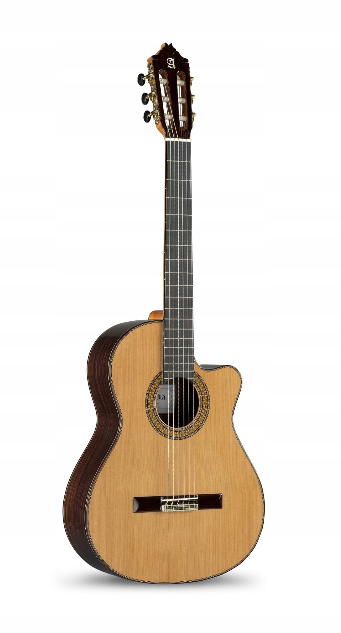 Alhambra 9P Cw E8 Gitara elektroklasyczna 4/4 futerał