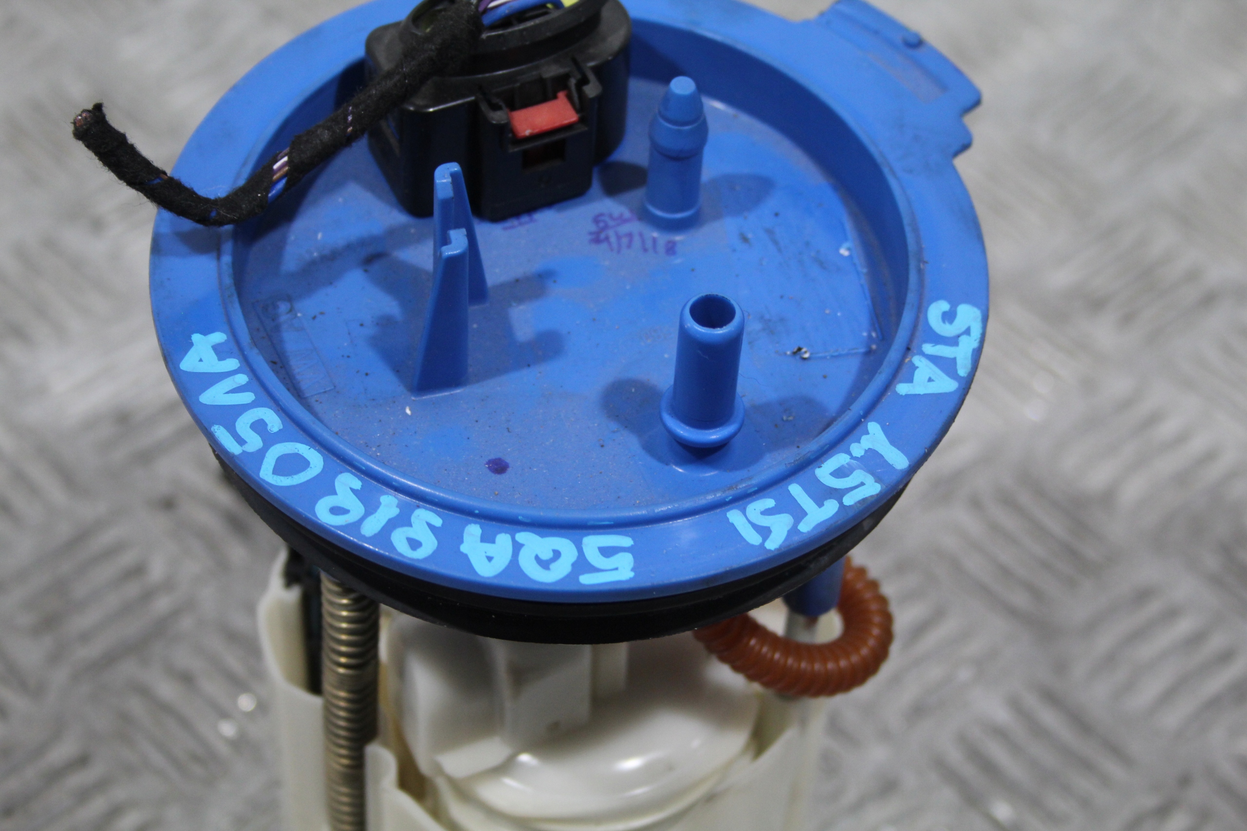 feed pump TOURAN II 2 5TA 5TA919051A