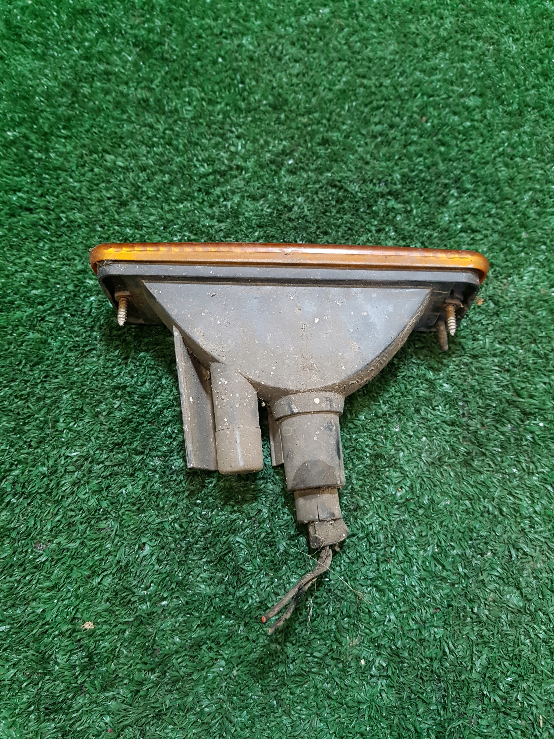 indicator right front NISSAN TERRANO 2 6R01472
