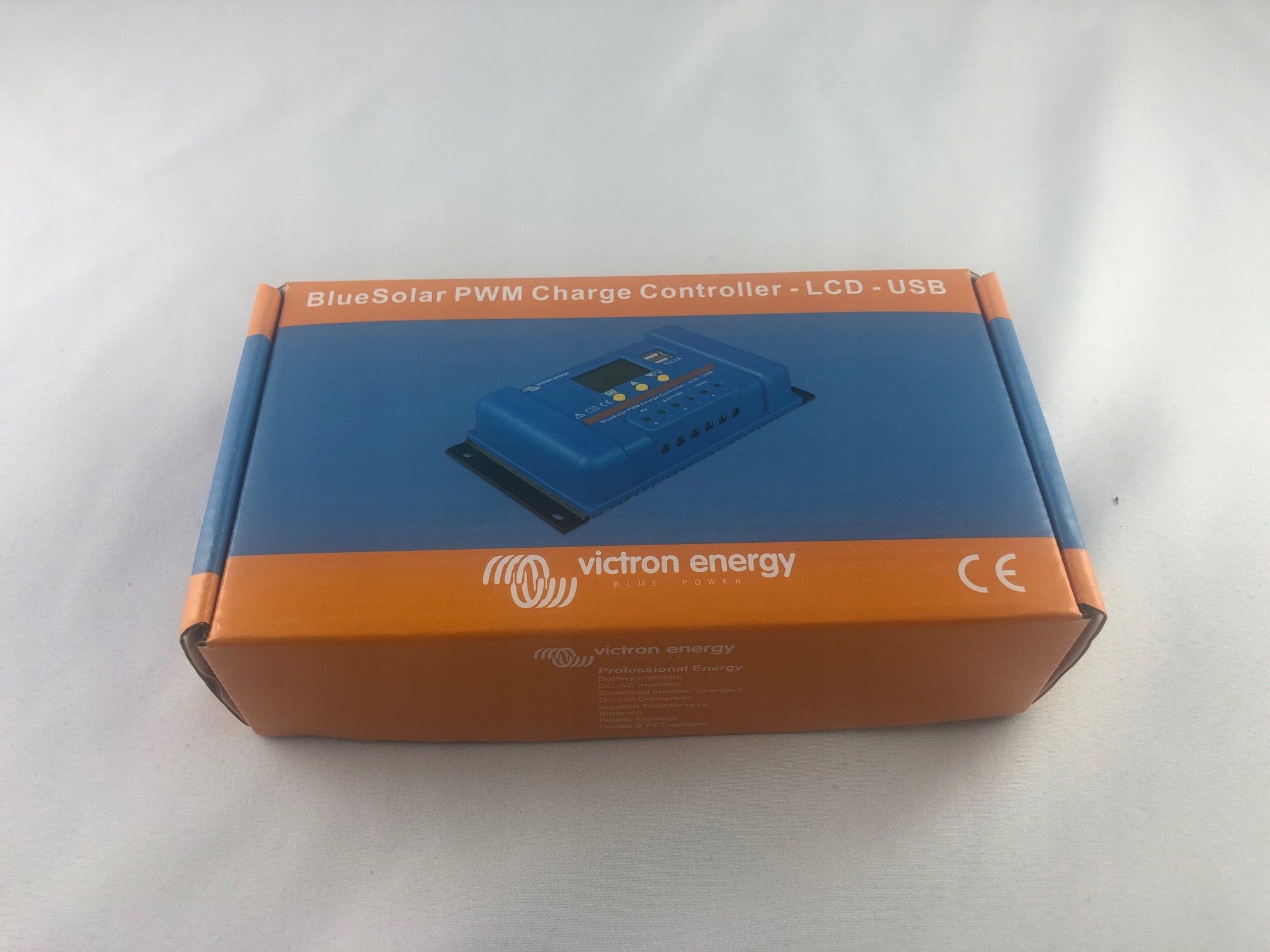 Régulateur Victron PWM LCD USB 12 / 24V 10A