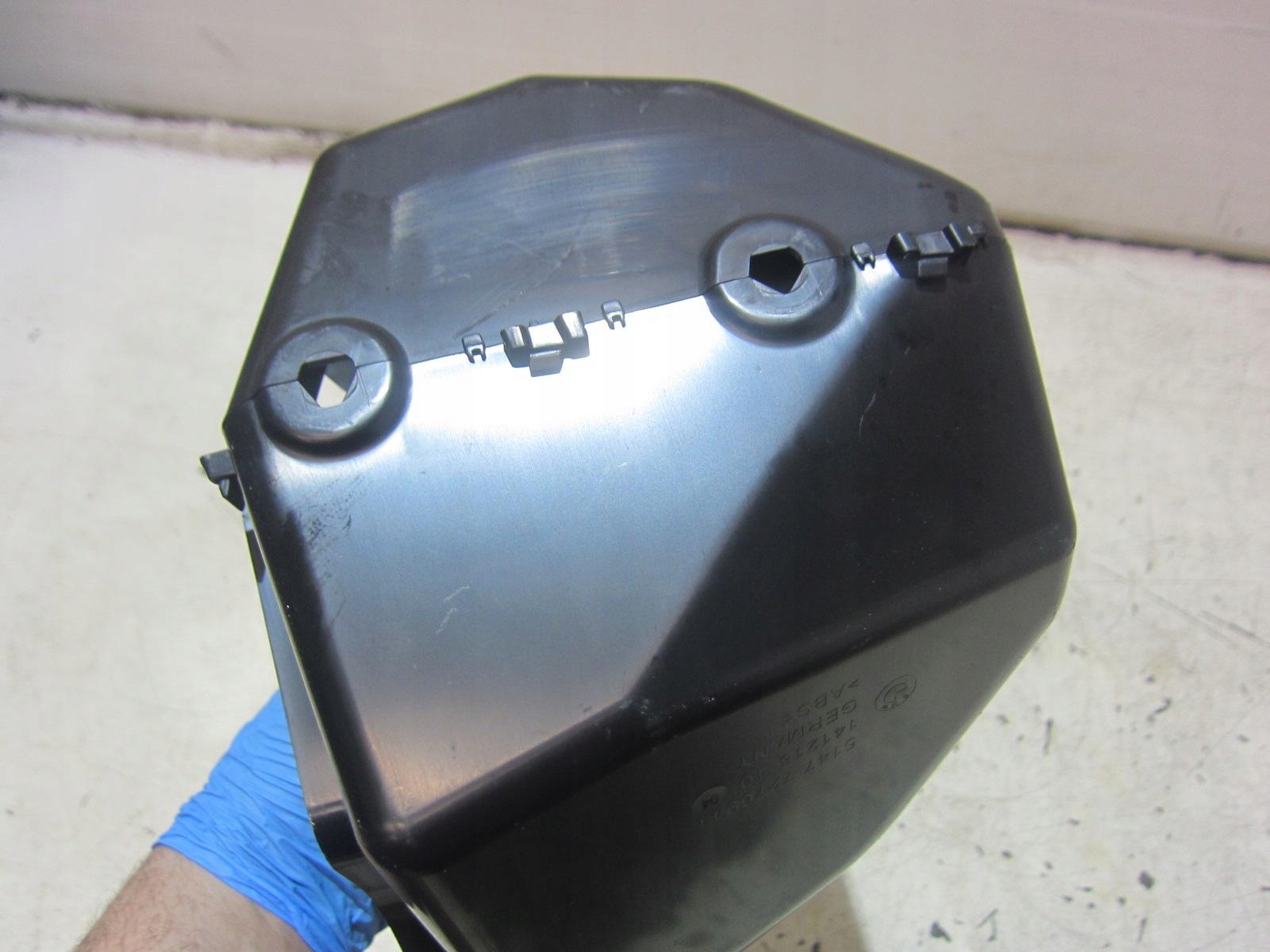 BMW 6 F06 GRAN COUPE passenger compartment boot left 51477276941 7276941