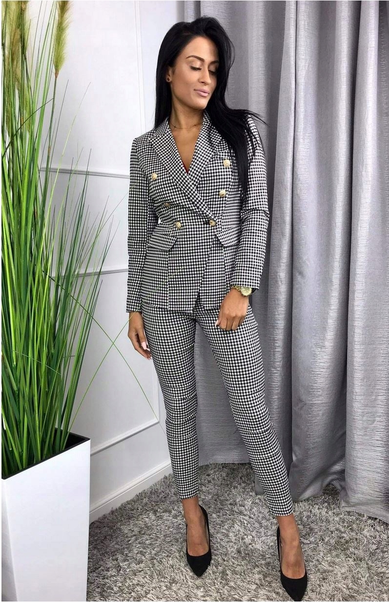 KOMPLET DAMSKI GARNITUR W KRATĘ ŻAKIET I SPODNIE S Marka Magnetic Style