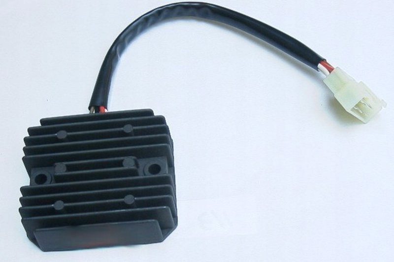 Regulátor Napätia Yamaha XV250 94/ XTZ660 92-93/ XTZ750 92-95/ XV920 81-82