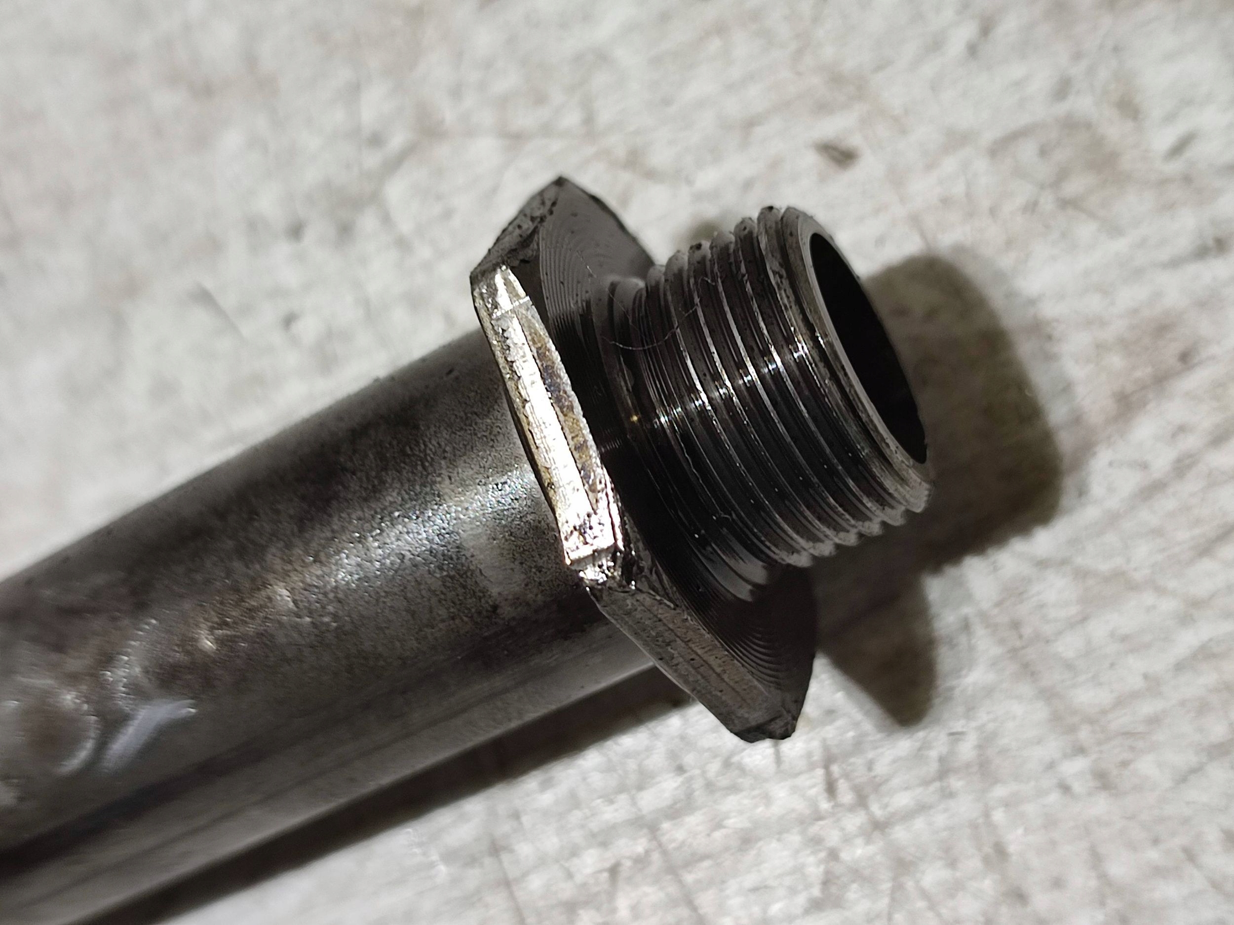 Mercedes-Benz GLA W156 2015 Radmutter filter oil