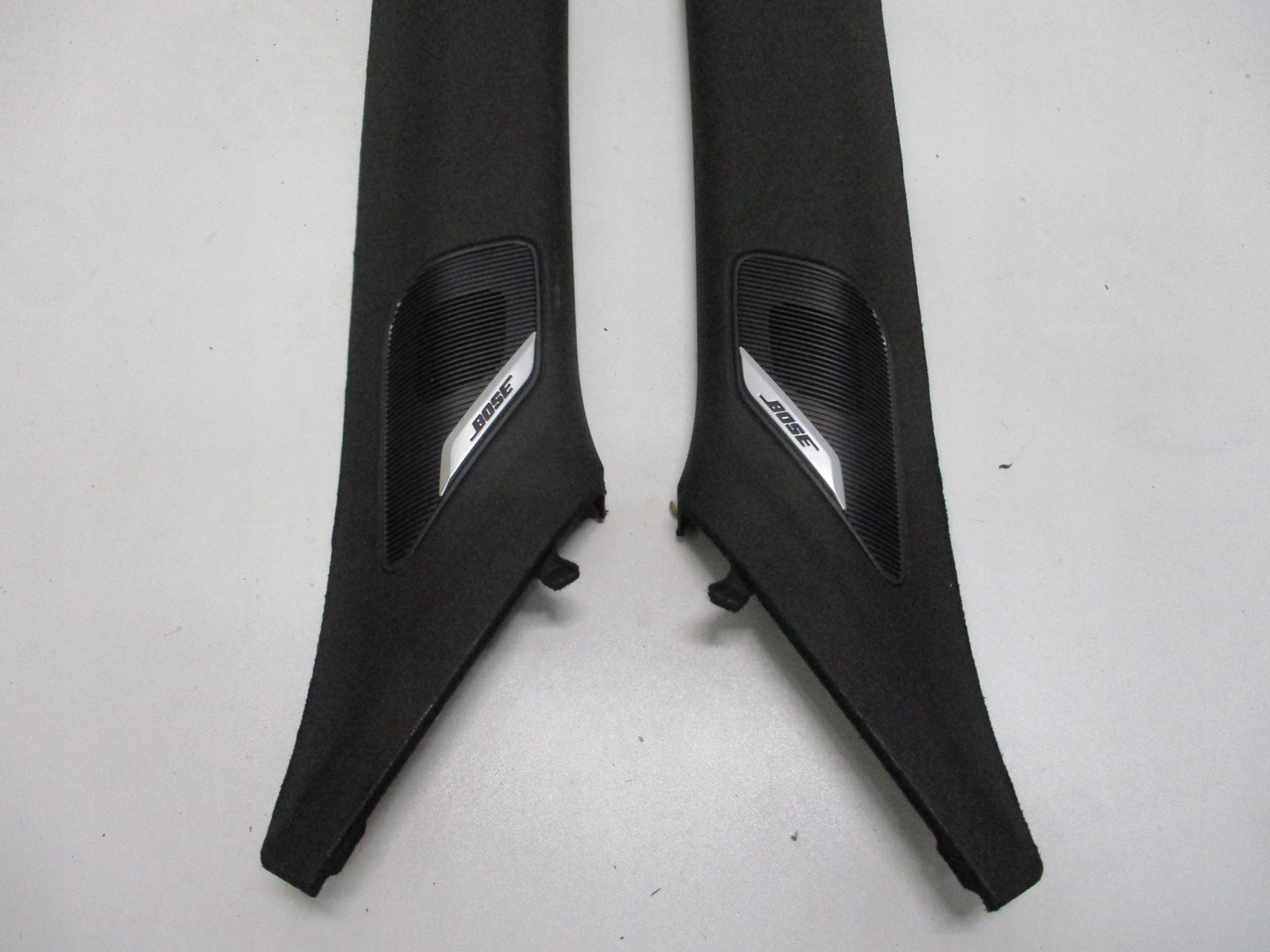 plastic cover for pillar RENAULT CLIO V 769127483R