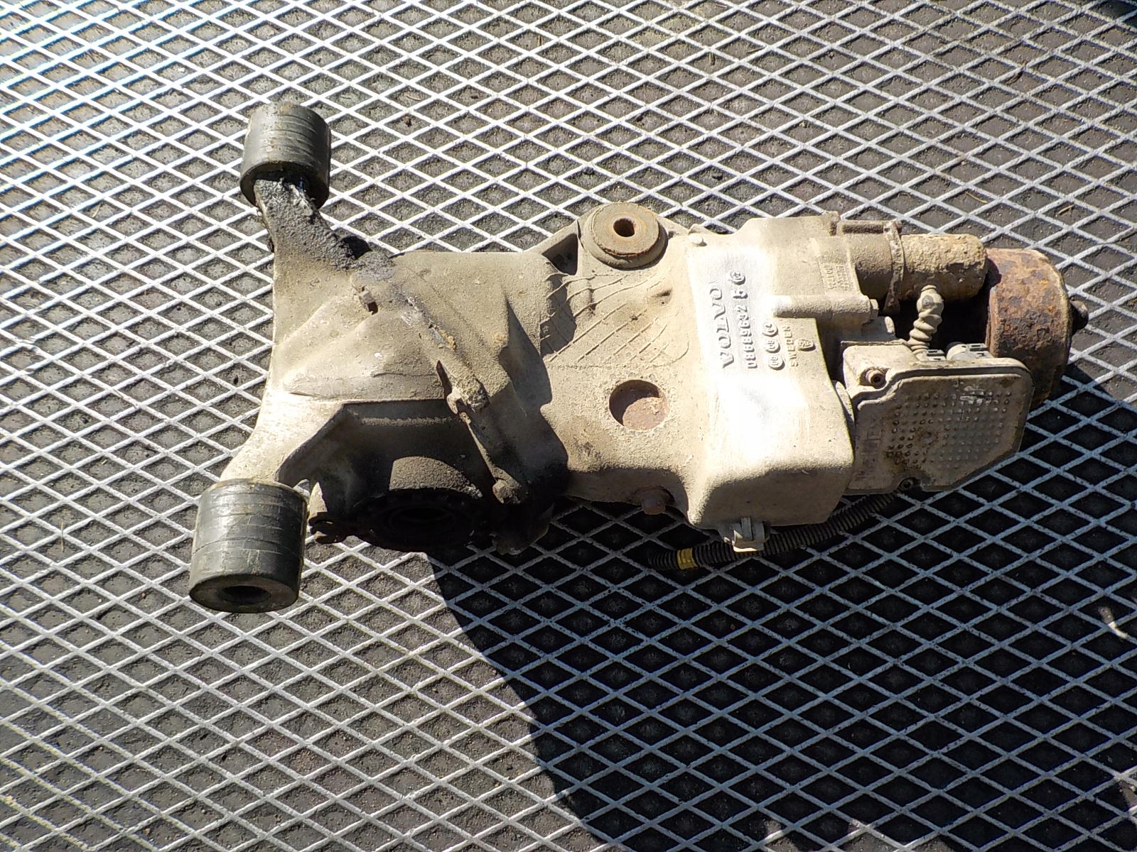 МОСТ ДИФФЕРЕНЦИАЛА VOLVO XC70 08689632