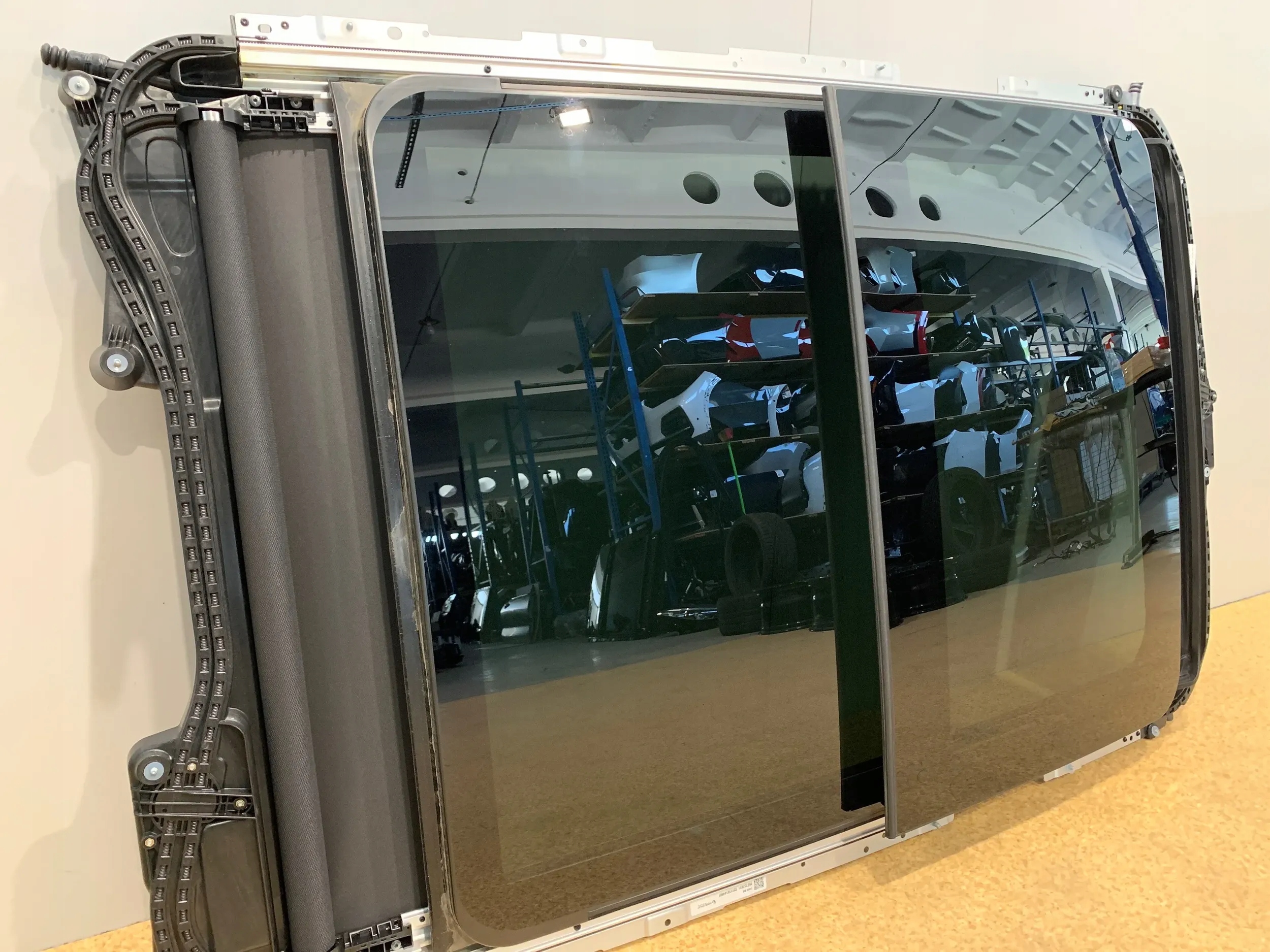 BMW X1 U11 PANORAMA SZYBERDACH IDEALNA 5A17EC5 Numer katalogowy części 5A17EC5