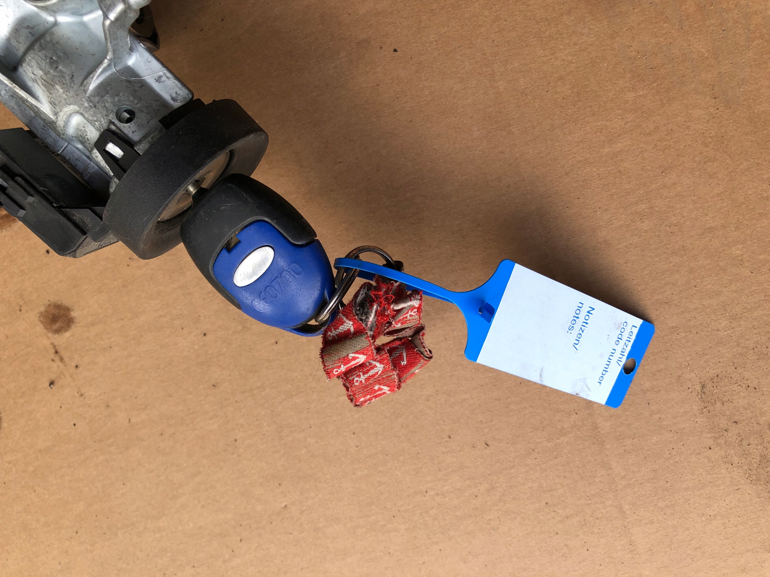 KOLUMNA KIEROWNICZA KLUCZYK FORD TRANSIT V MK7 2.2 07-13 Numer katalogowy części KOLUMNA KIEROWNICZA KLUCZYK FORD TRANSIT V MK7 2.2 07-13