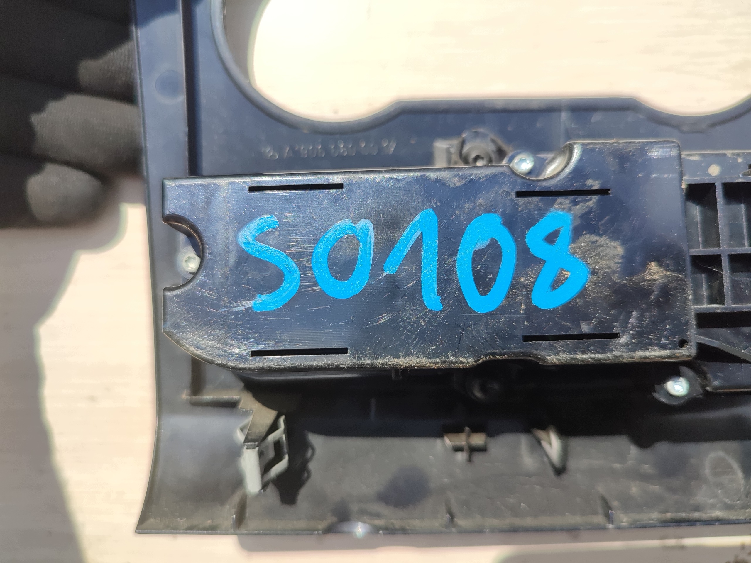 Châssis Console RADIA MERCEDES SPRINTER W906 A9066800017