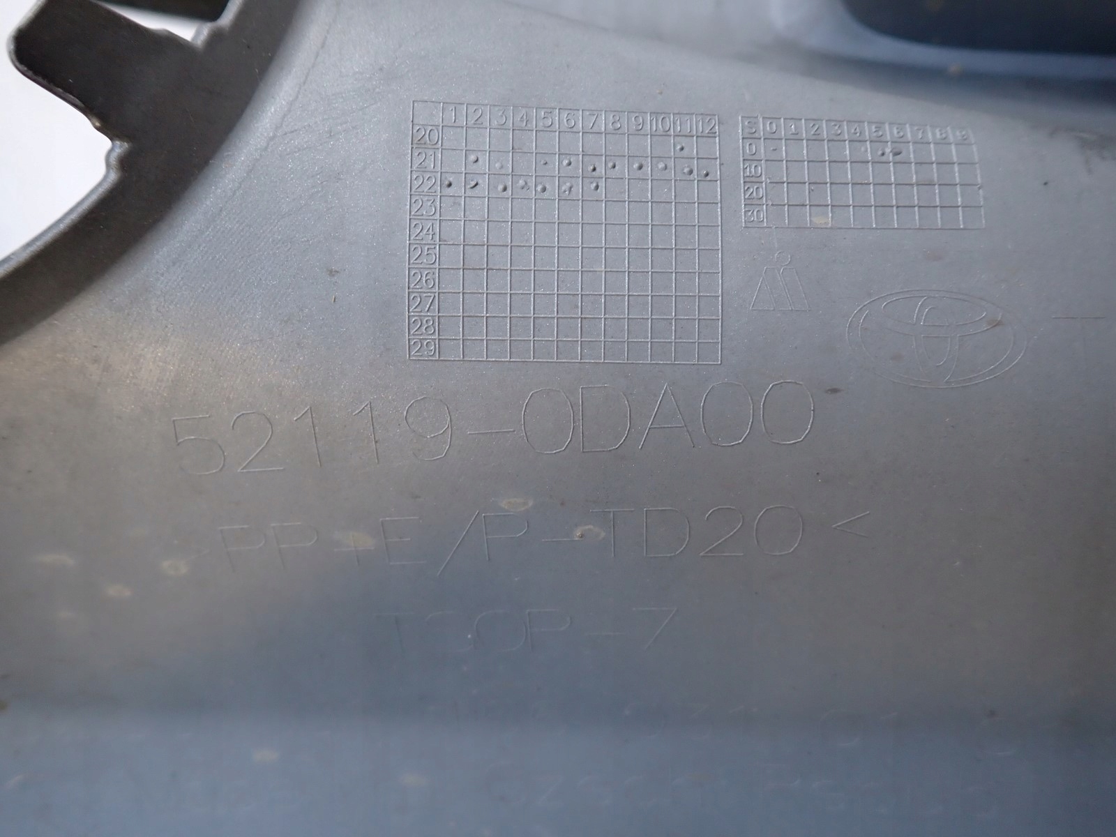 bumper front front TOYOTA YARIS 4 IV P21 2020