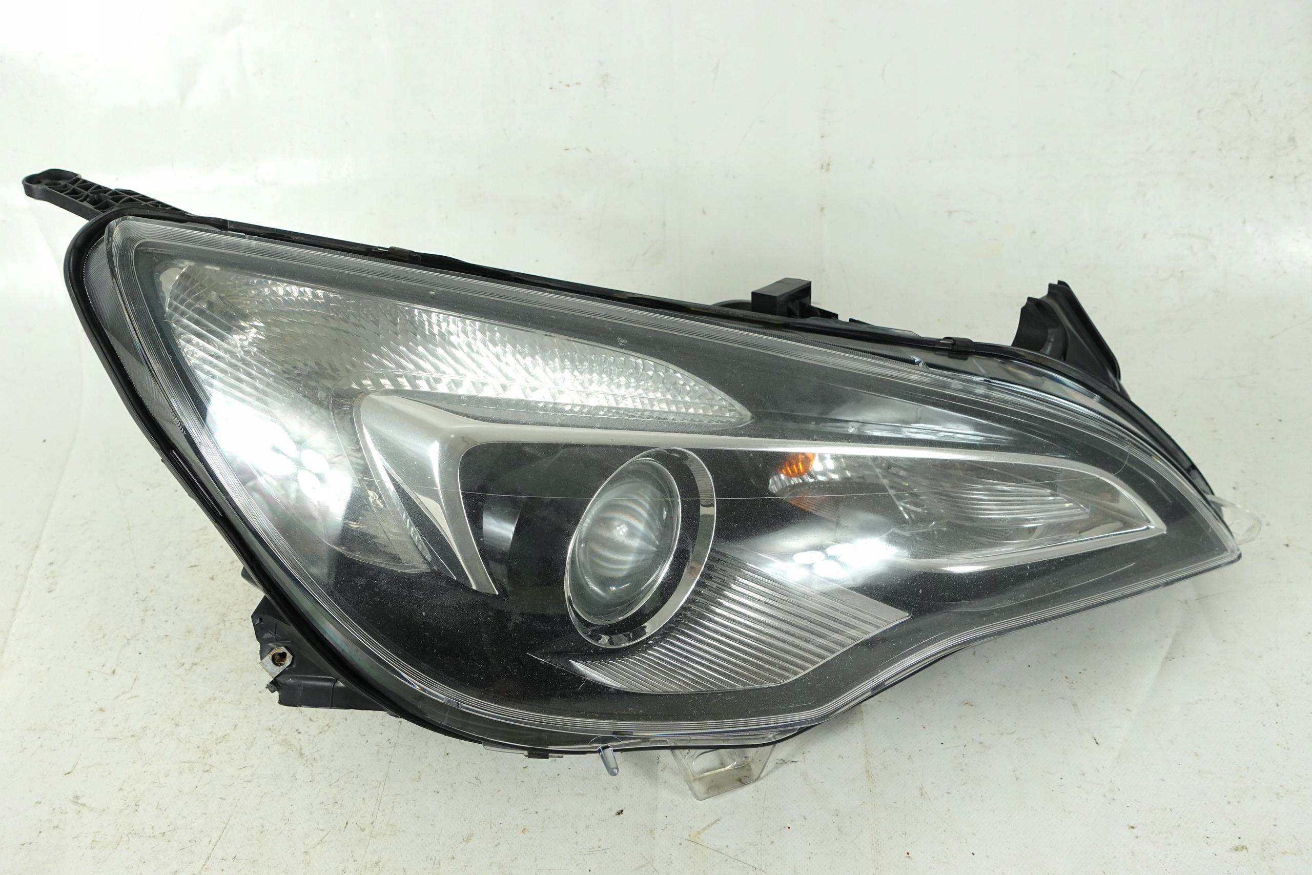light right front right front OPEL ASTRA 4 IV J GTC 3D COUPE UK RHD