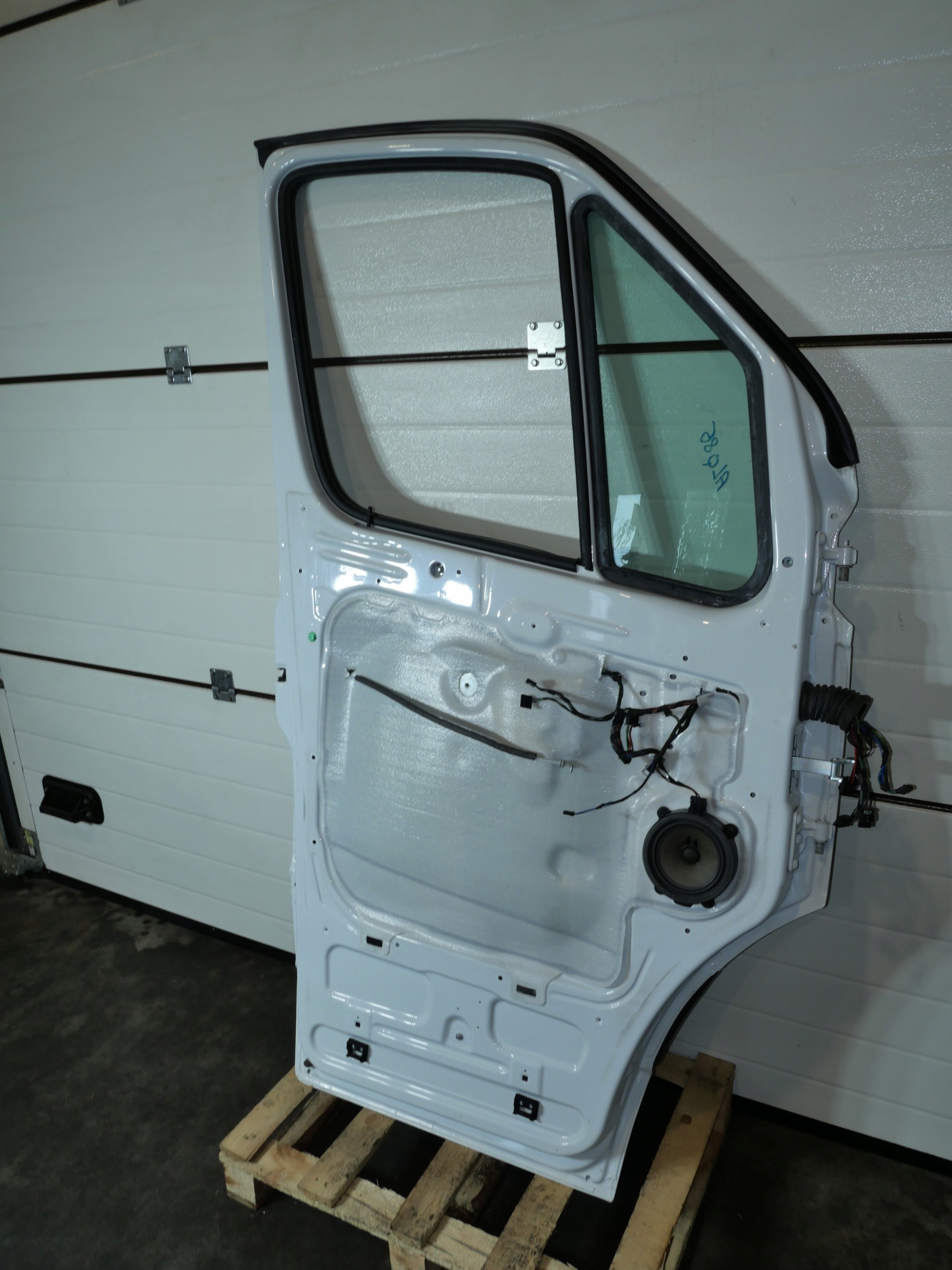 Tür links vorne MERCEDES SPRINTER 906
