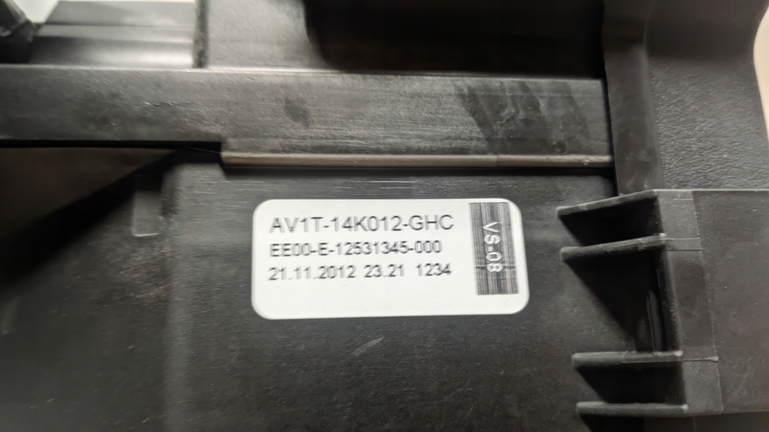 FORD B-MAX 12R 1.0 EB Module fusibles AV1T-14K012-GHC