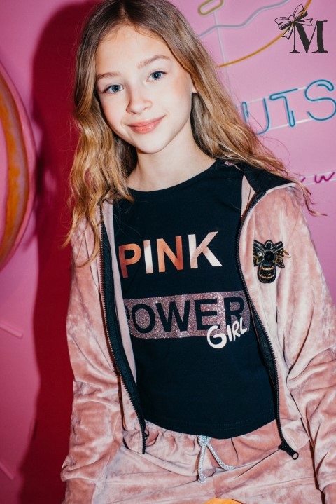 

Małami T-shirt Bluzka Czarna Power Girl 146 152