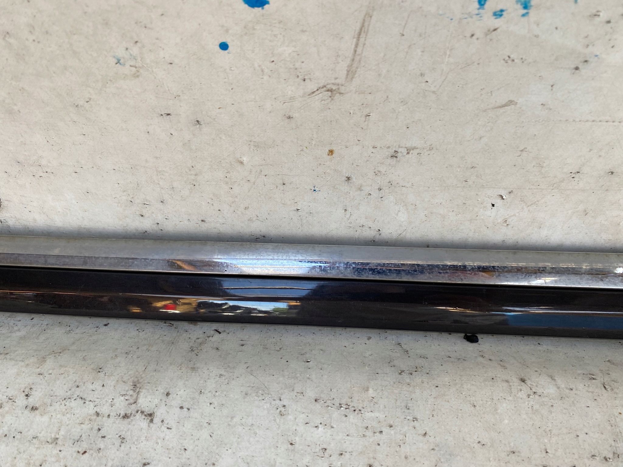 VW PASSAT B7 14- moulding door front left 3AA854939A