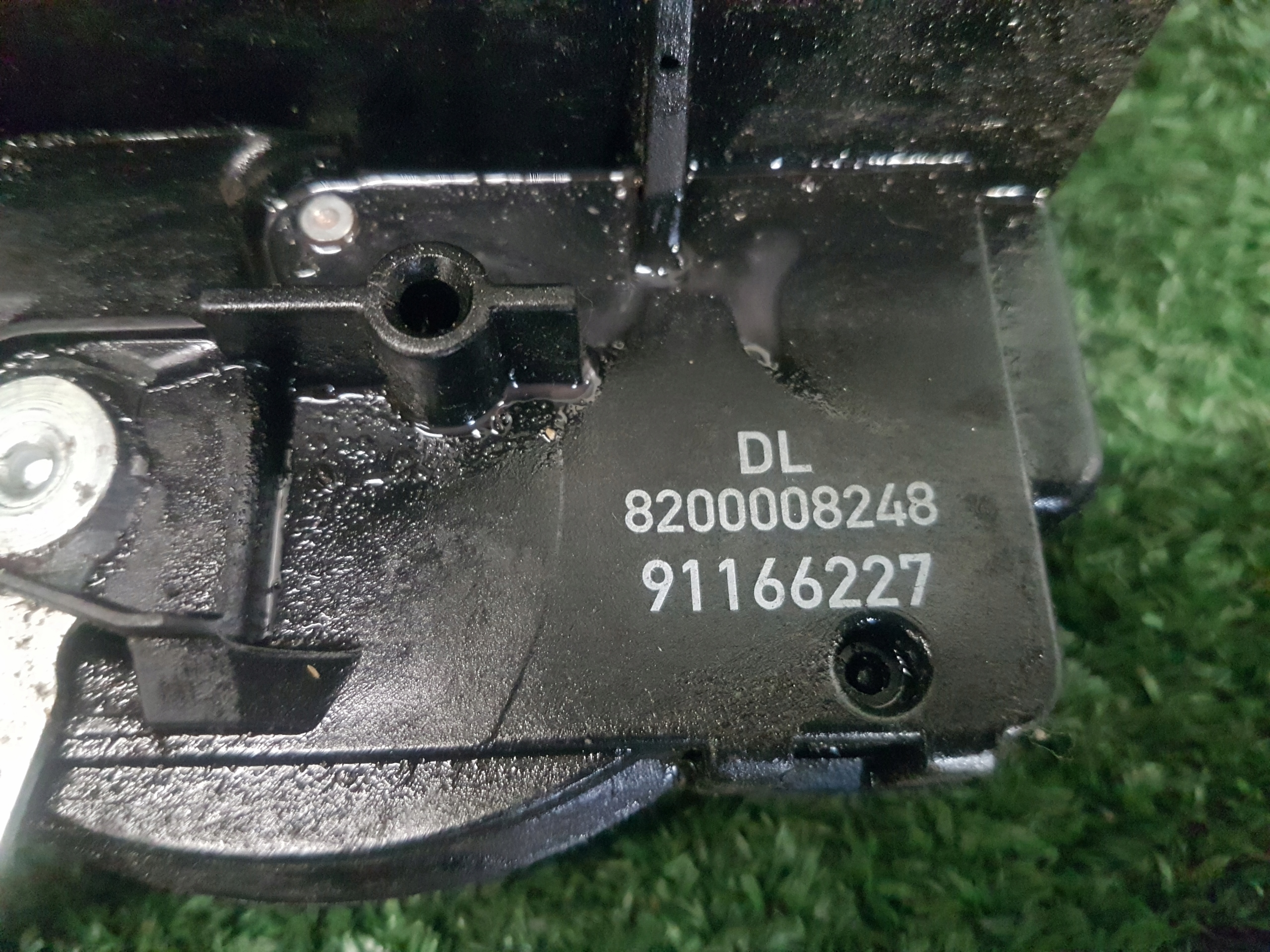 lock door right front RENAULT TRAFIC 2