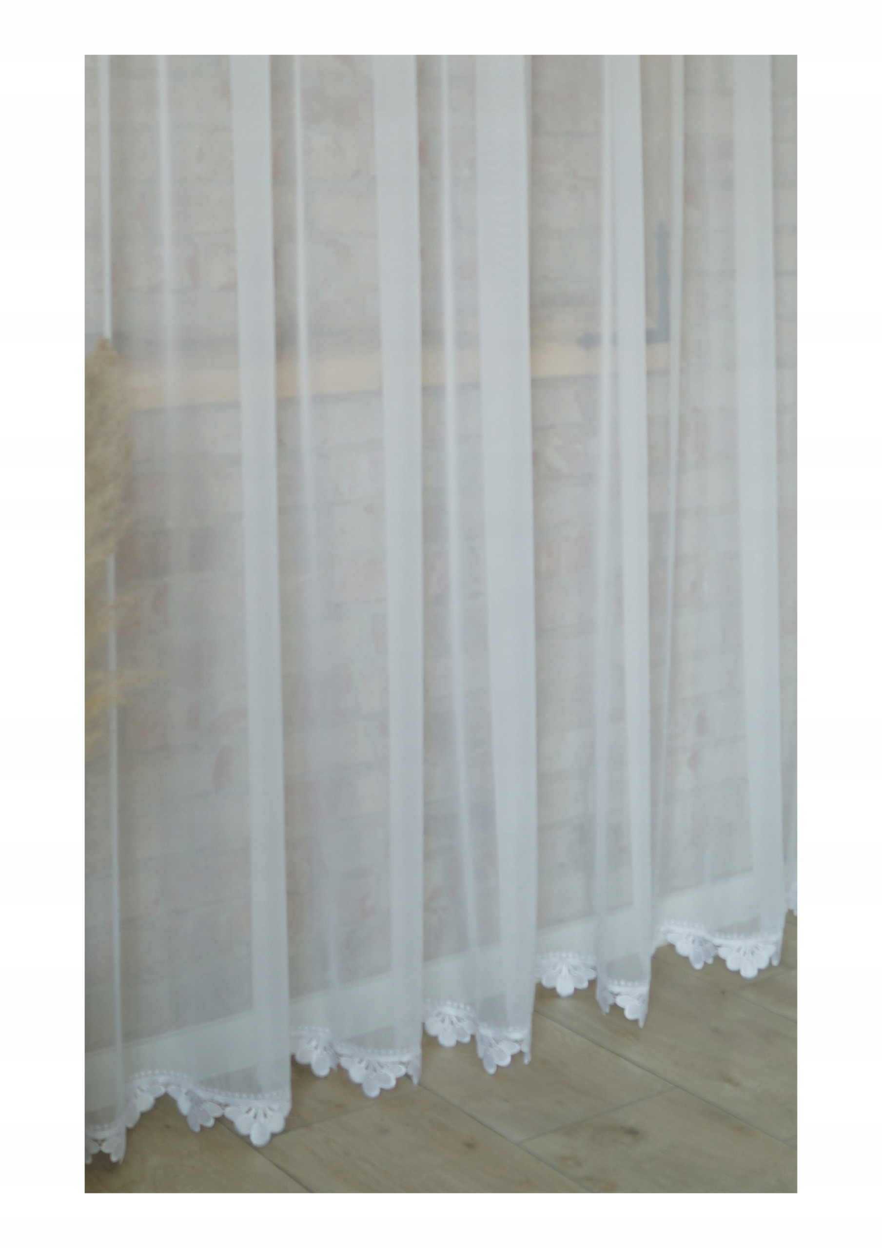 Záclona 700x260 balkón, guipure 8 cm, zvonček