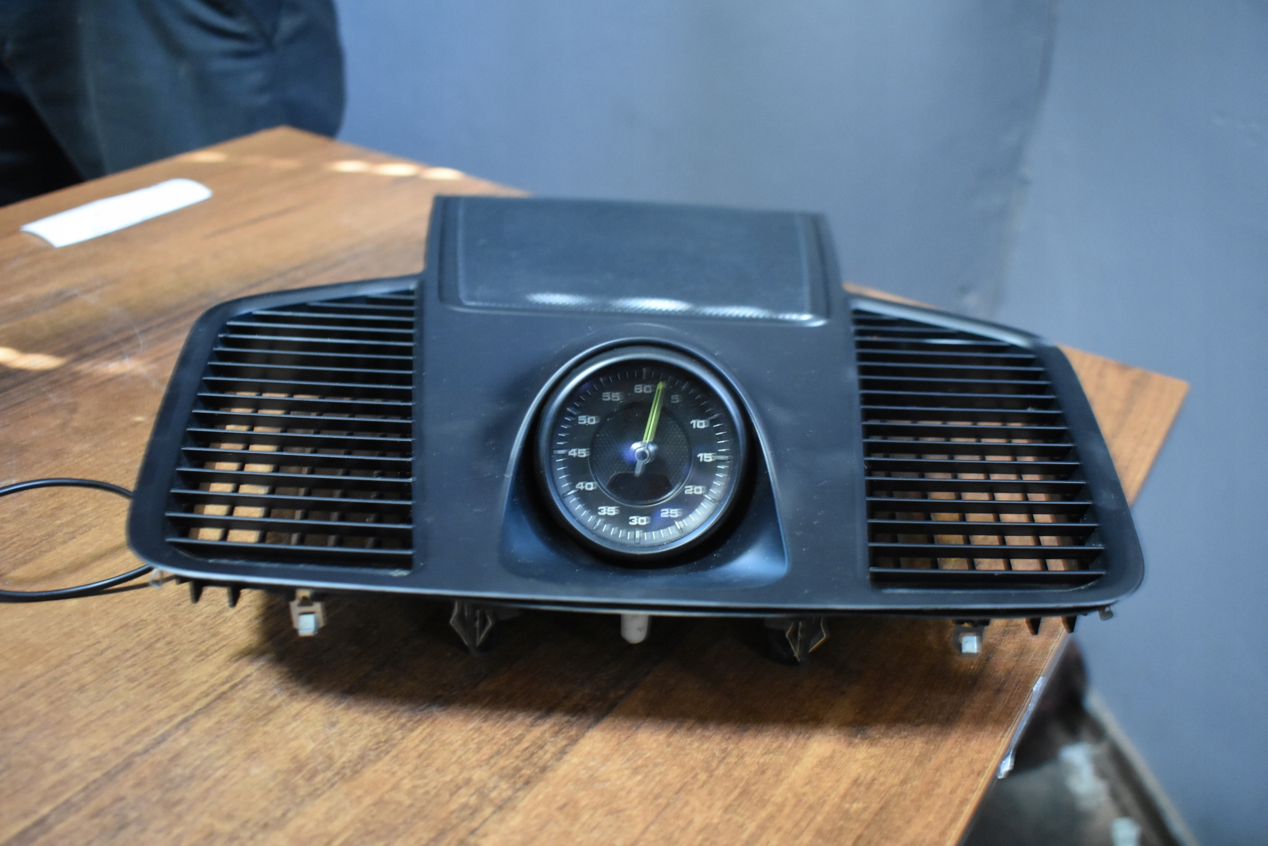 STOPER Grille Console PORSCHE CAYENNE 9Y 1