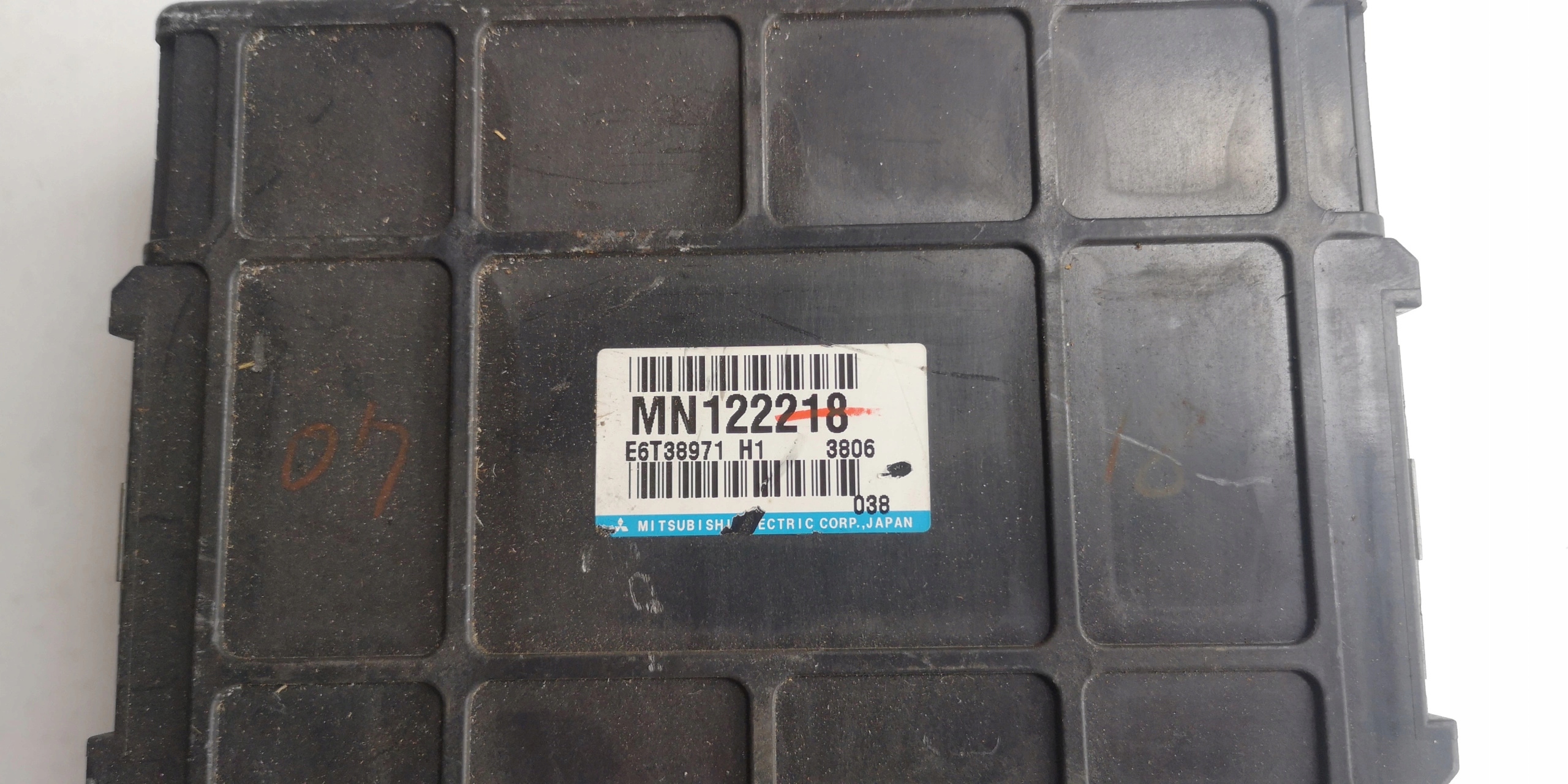 MITSUBISHI OTLANDER Computer ECU MN122218