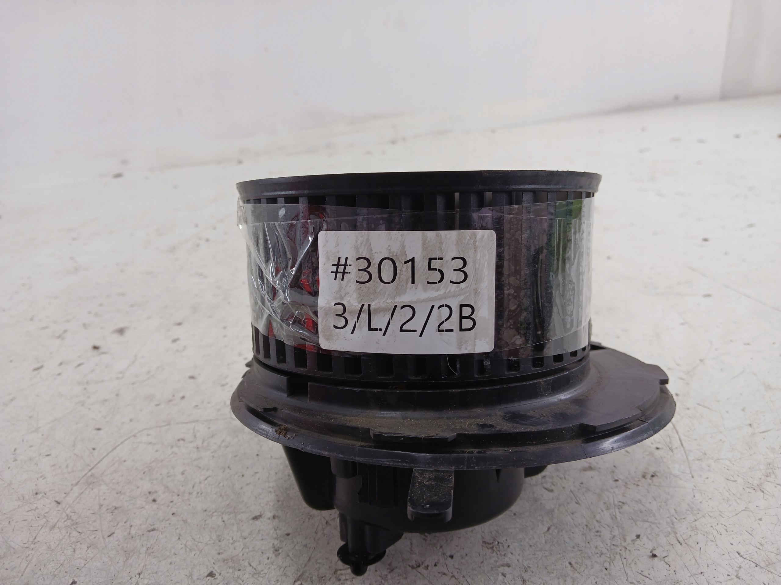 VW TOURAN and heating air conditioning devices