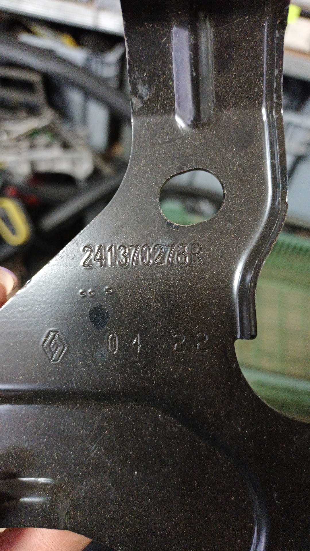 console holder RENAULT AUSTRAL 241370278R