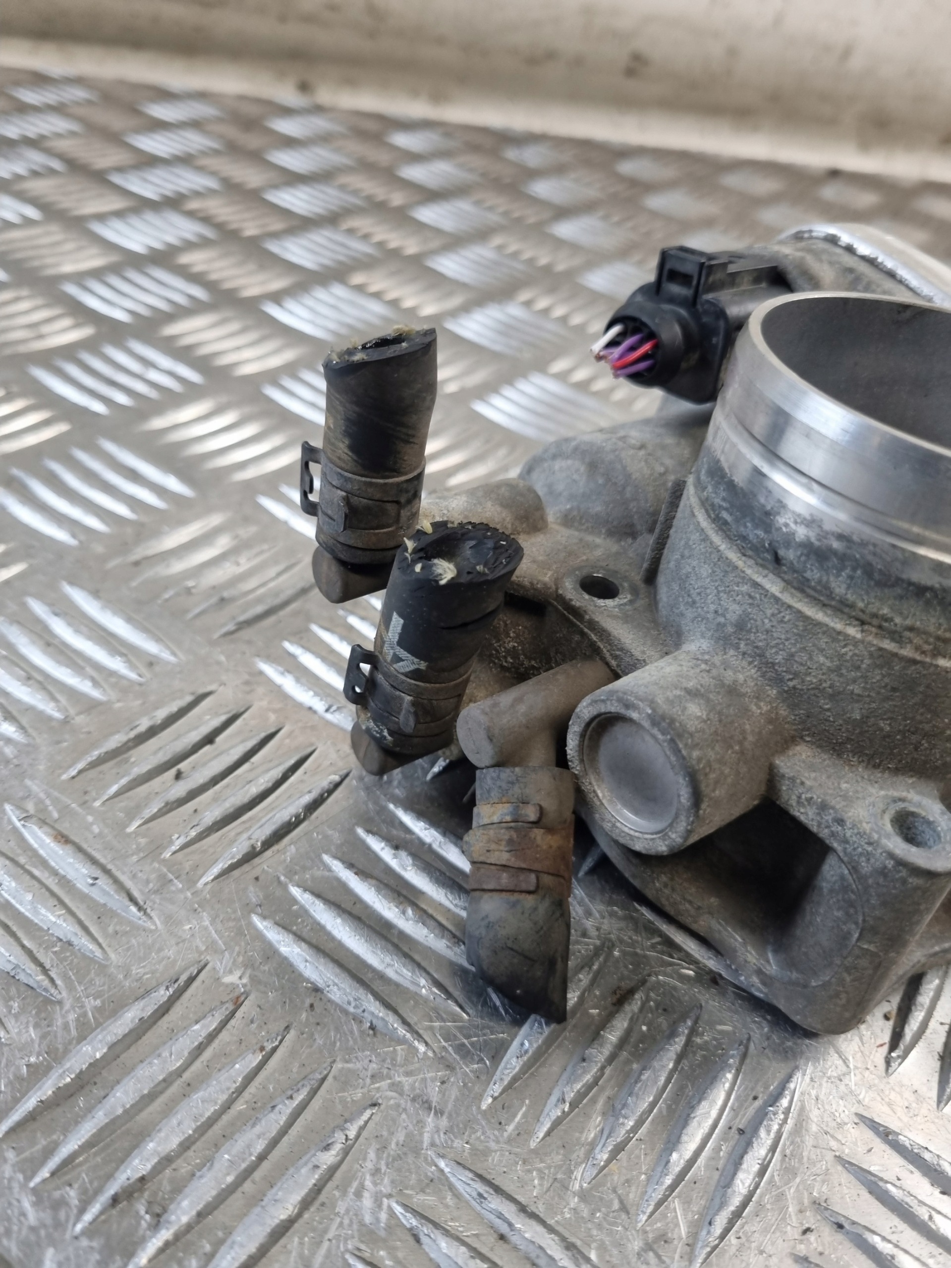 klapna gasa SEAT ALTEA 1.6 B