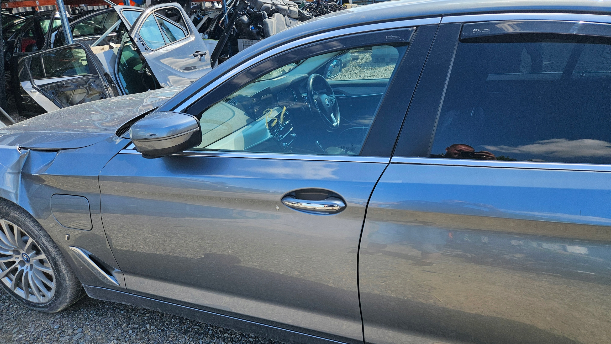 BMW 5 G30 G31 door left front left front colour c2y BLUESTONE