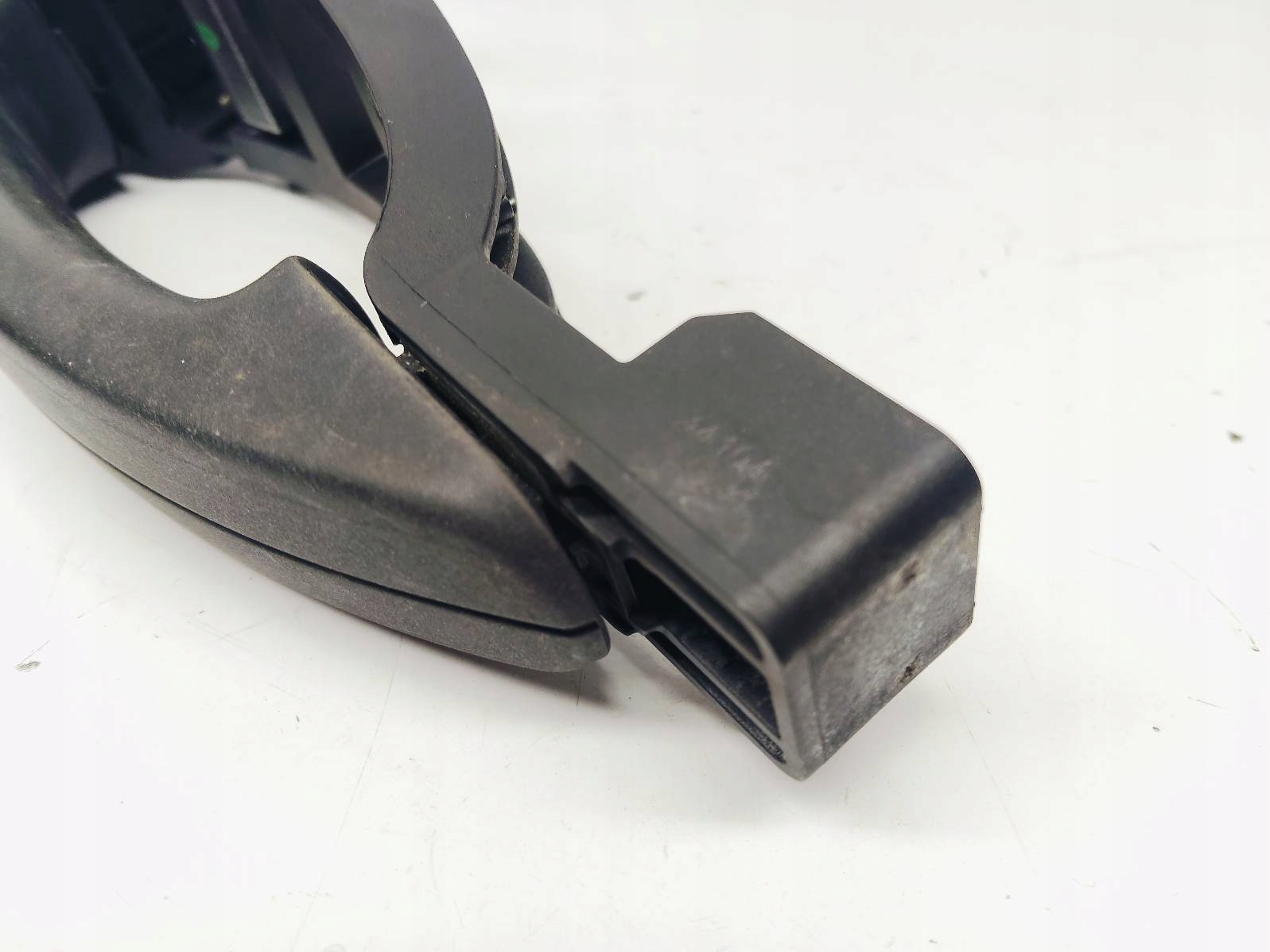 handle door left front FORD Focus MK2 1.6 TDCI E521F