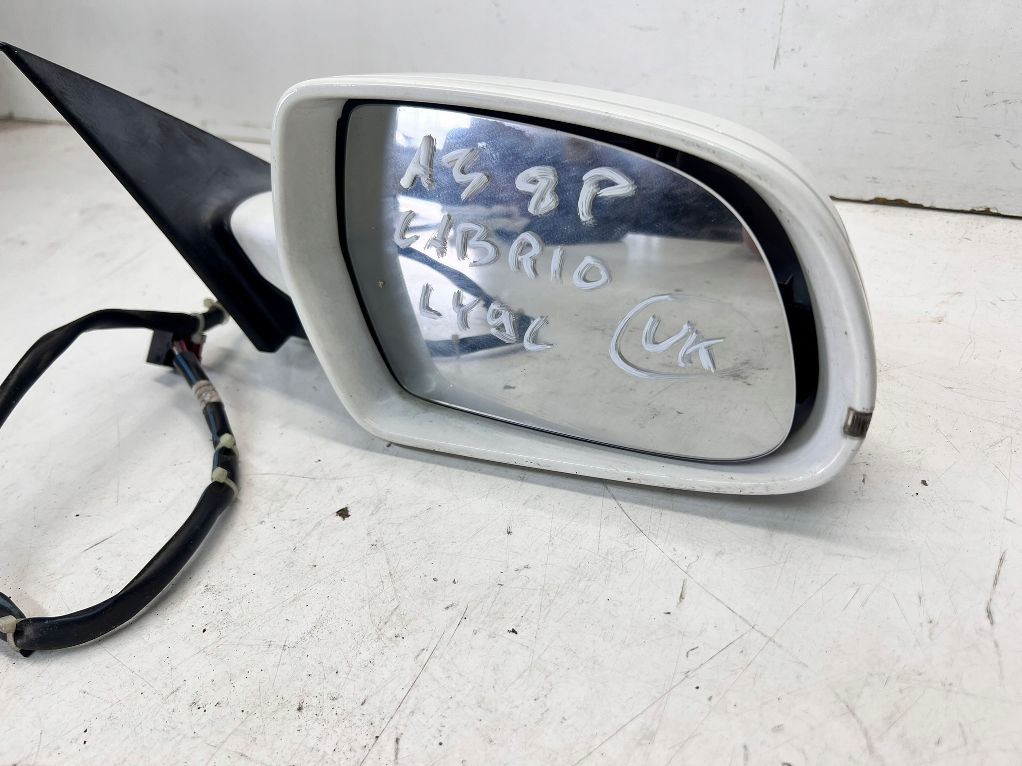 mirror exterior right right front AUDI A3 8P CABRIO LY9C 6 PIN 8P7 UK