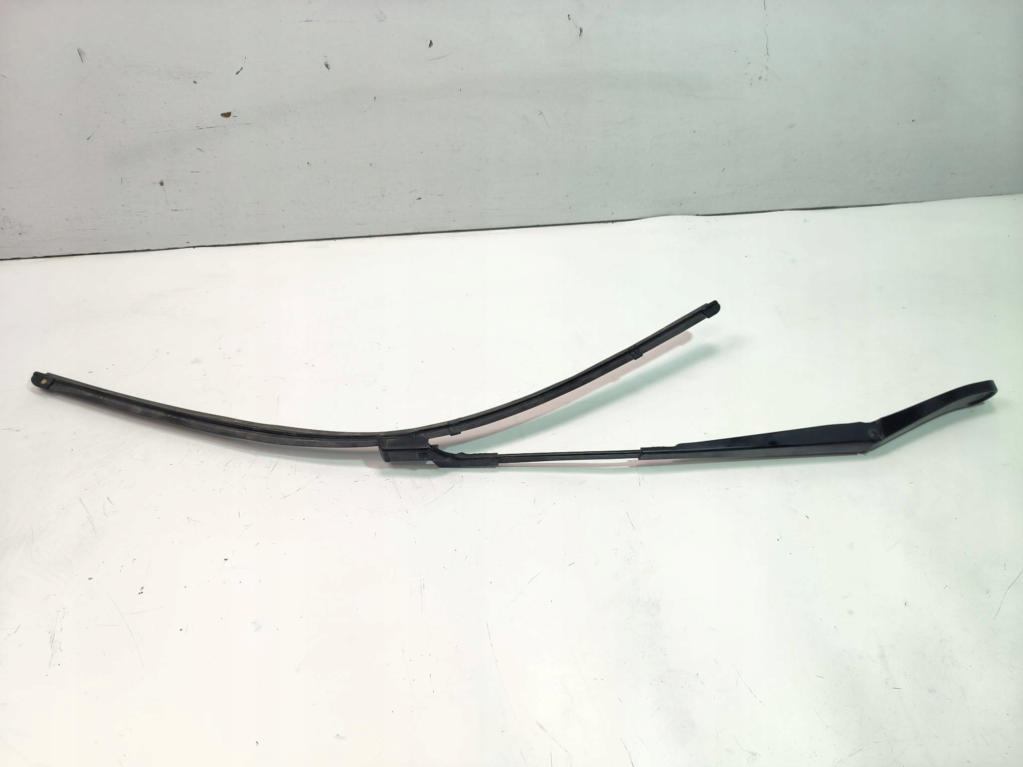 wiper arm front BK3117526FD FORD TRANSIT MK8