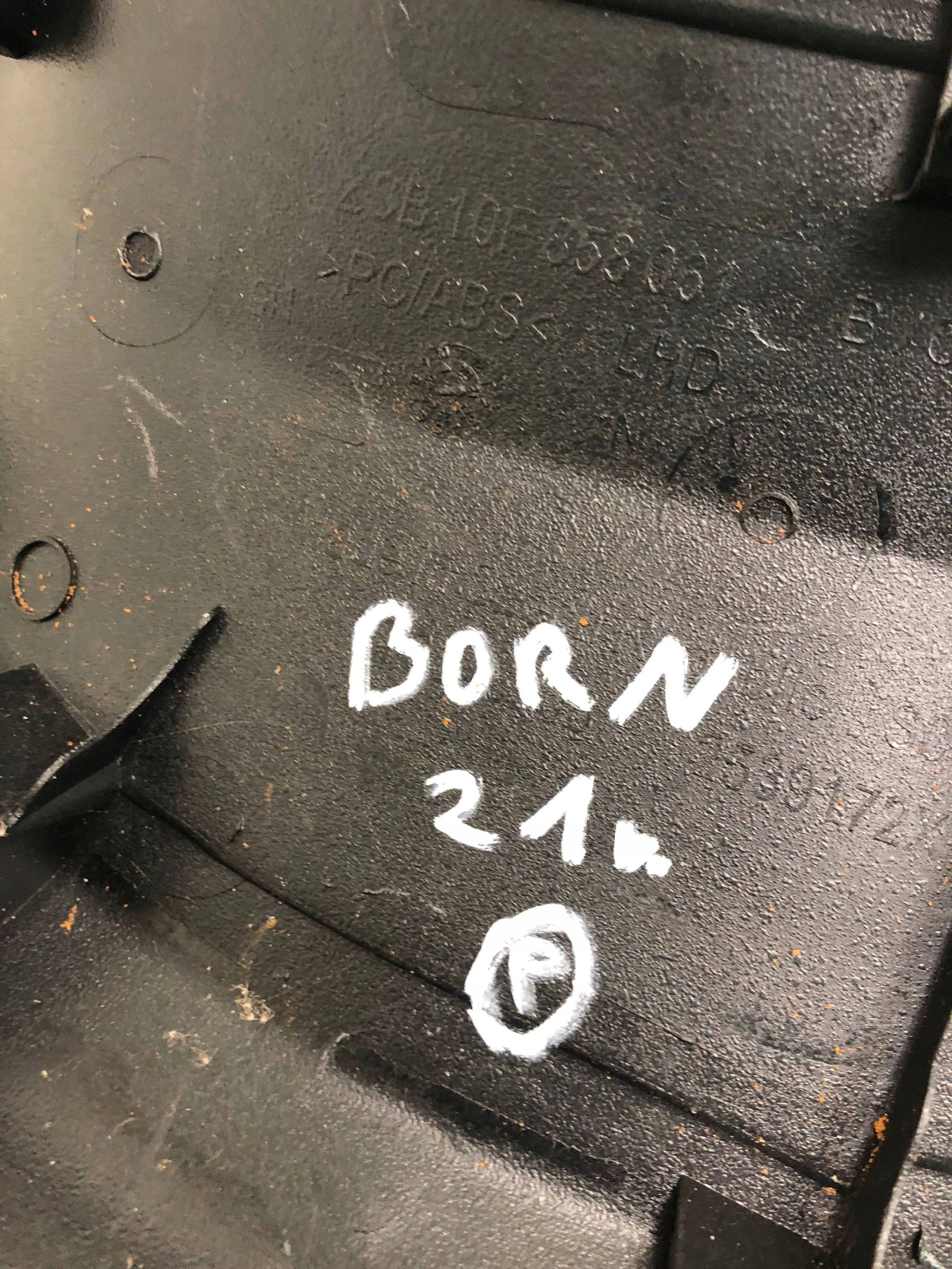 Blende Abdeckung DEKOR konsole CUPRA BORN 10F858061C