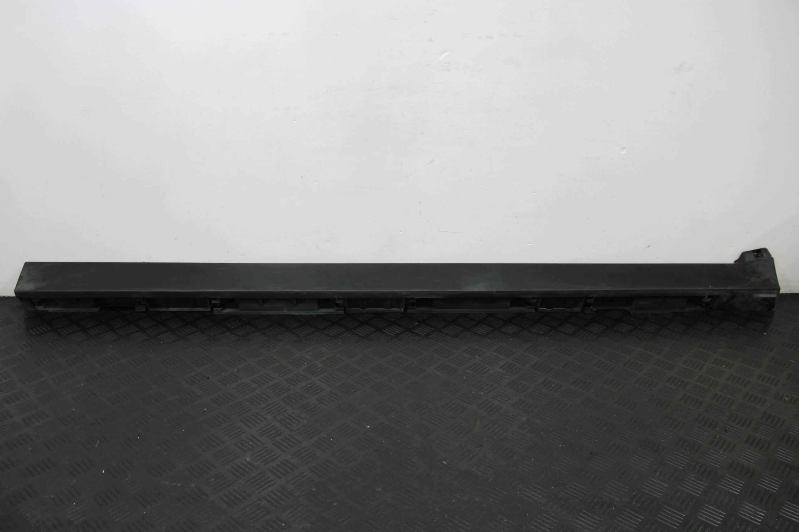 cap threshold threshold left HK83-101D57-BF JAGUAR F-PACE X761 R-SPORT 2,0 D
