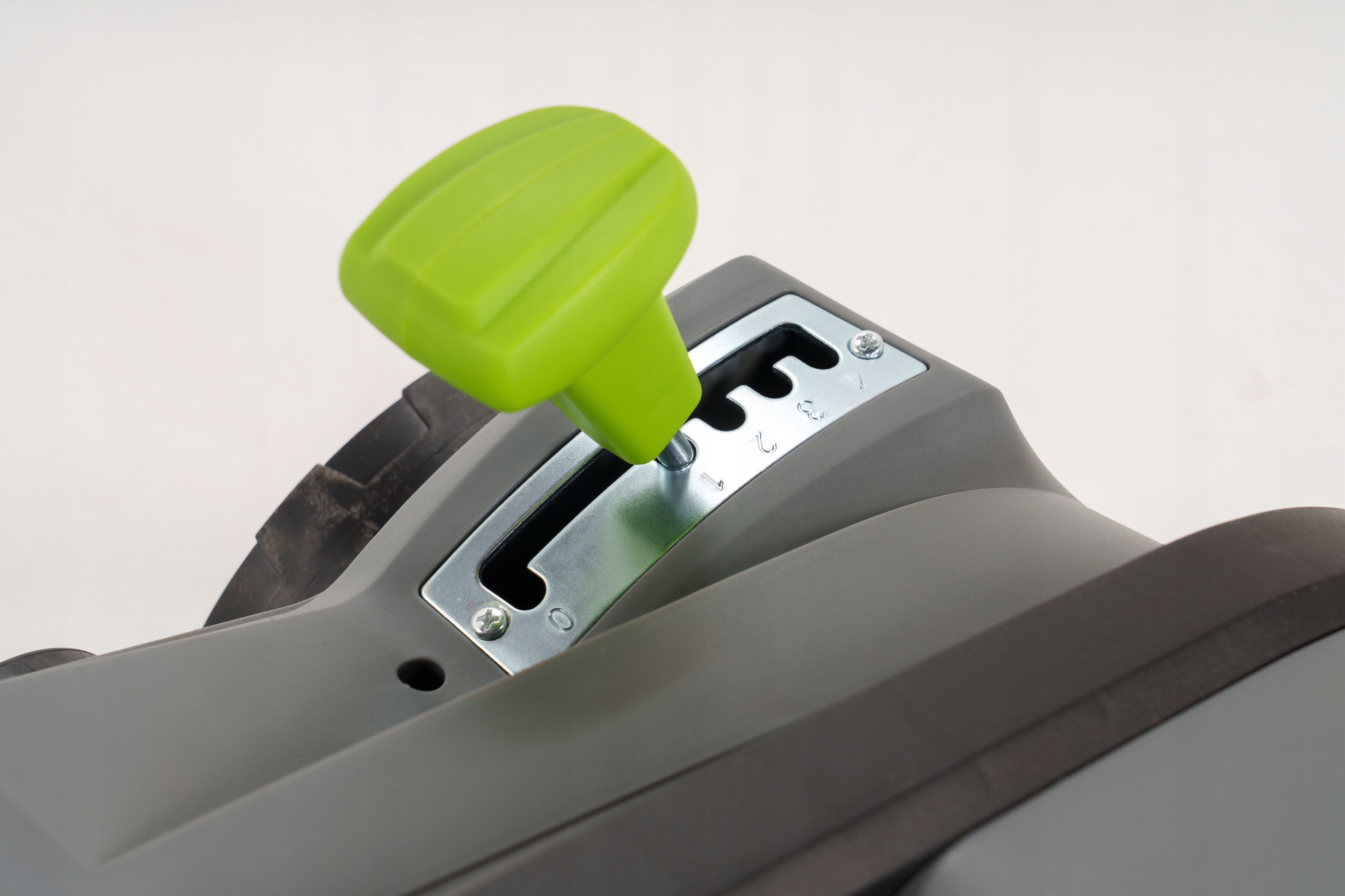 wertykulator - Aerator NAC SCE200-40-W 2000W 40cm 55l Marka NAC