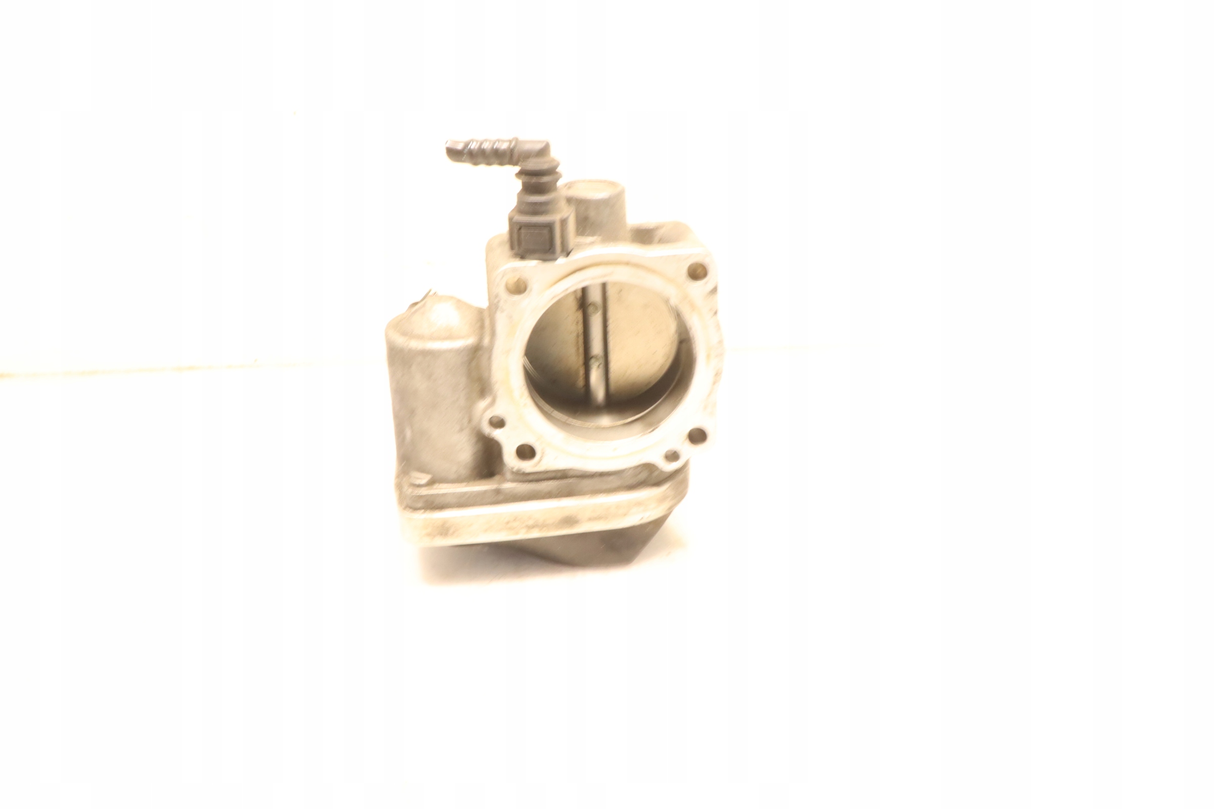 renault oe 8200190230 ДРОССЕЛЬНАЯ ЗАСЛОНКА