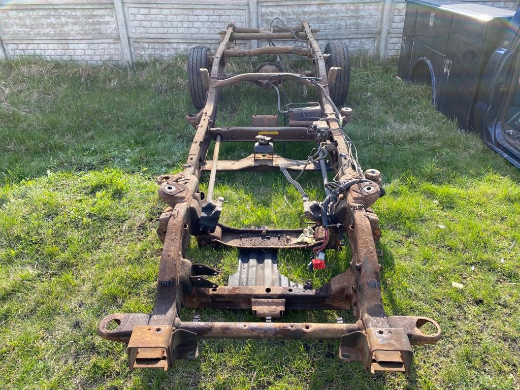 CHEVROLET SILVERADO GMC SIERRA 2500 2WD 99-07R RAMA NADWOZIA PICKUP Producent części General Motors