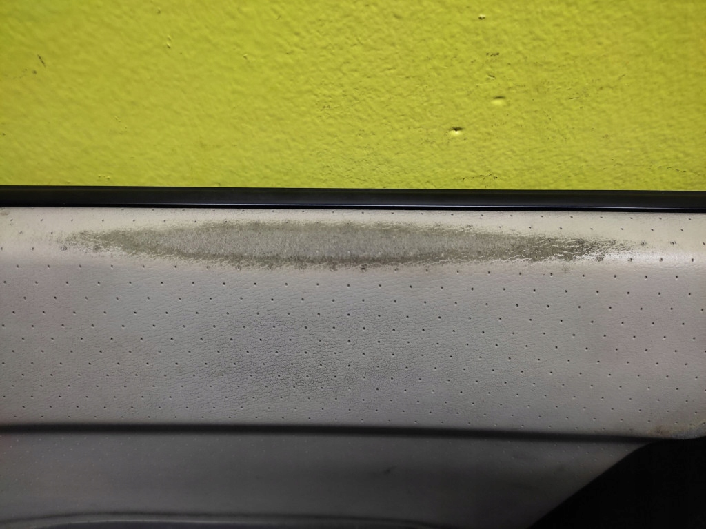 MITSUBISHI PAJERO 3 upholstery door left front