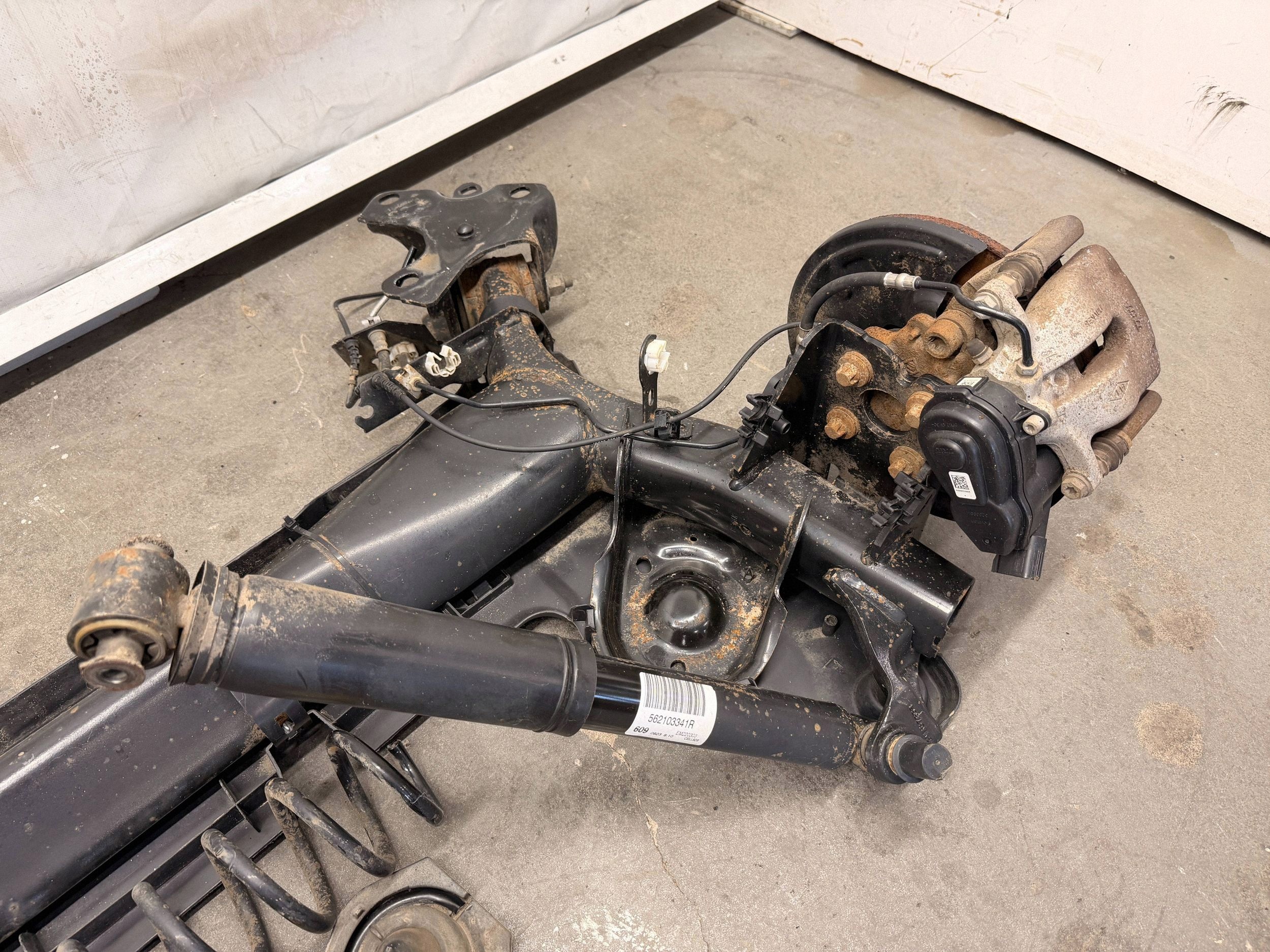 Renault Megane IV KOMBI achsträger heck hinten achse