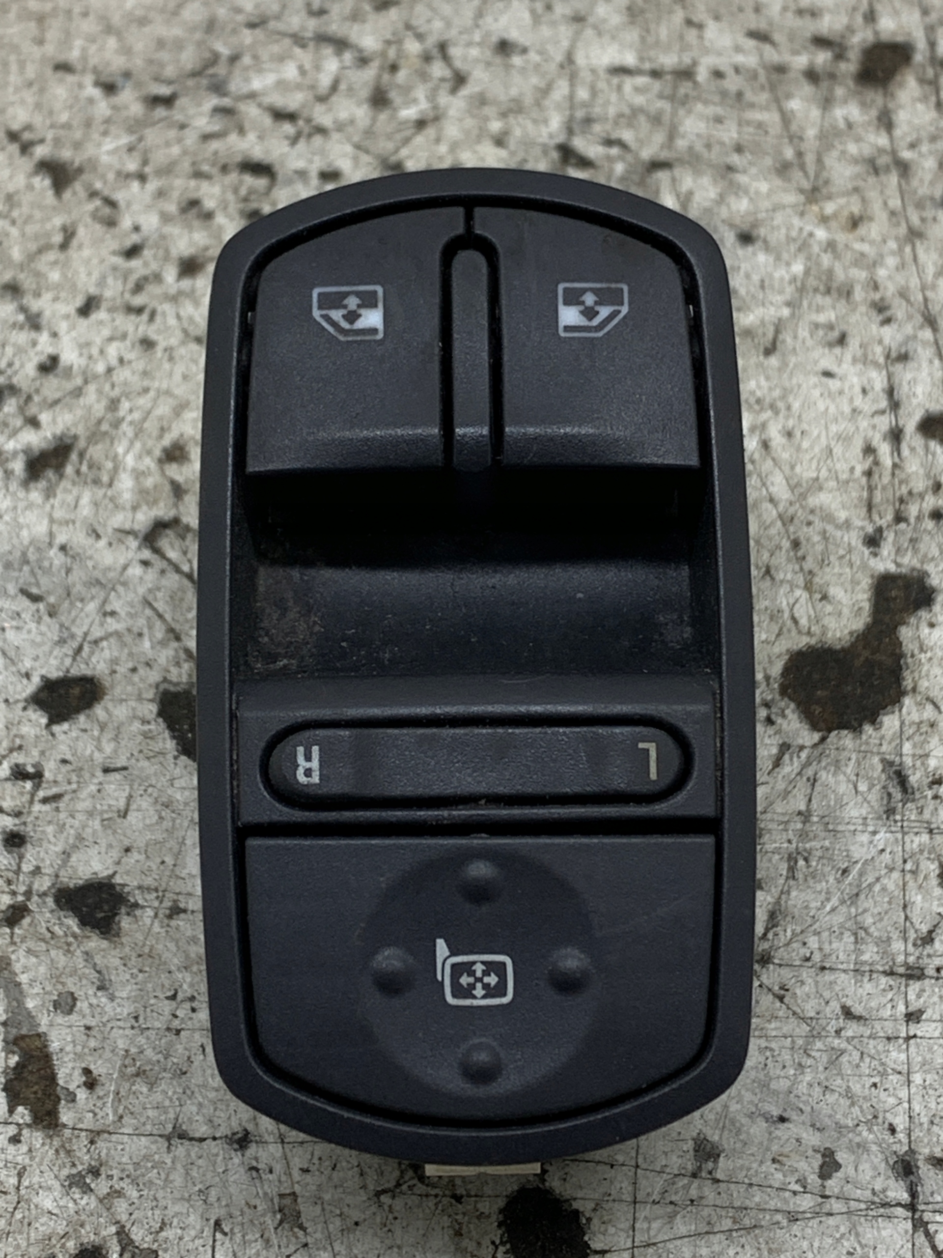 switch switch of the window 13258521AA OPEL CORSA D LIFT (2011-2014) 1.3 CDTI