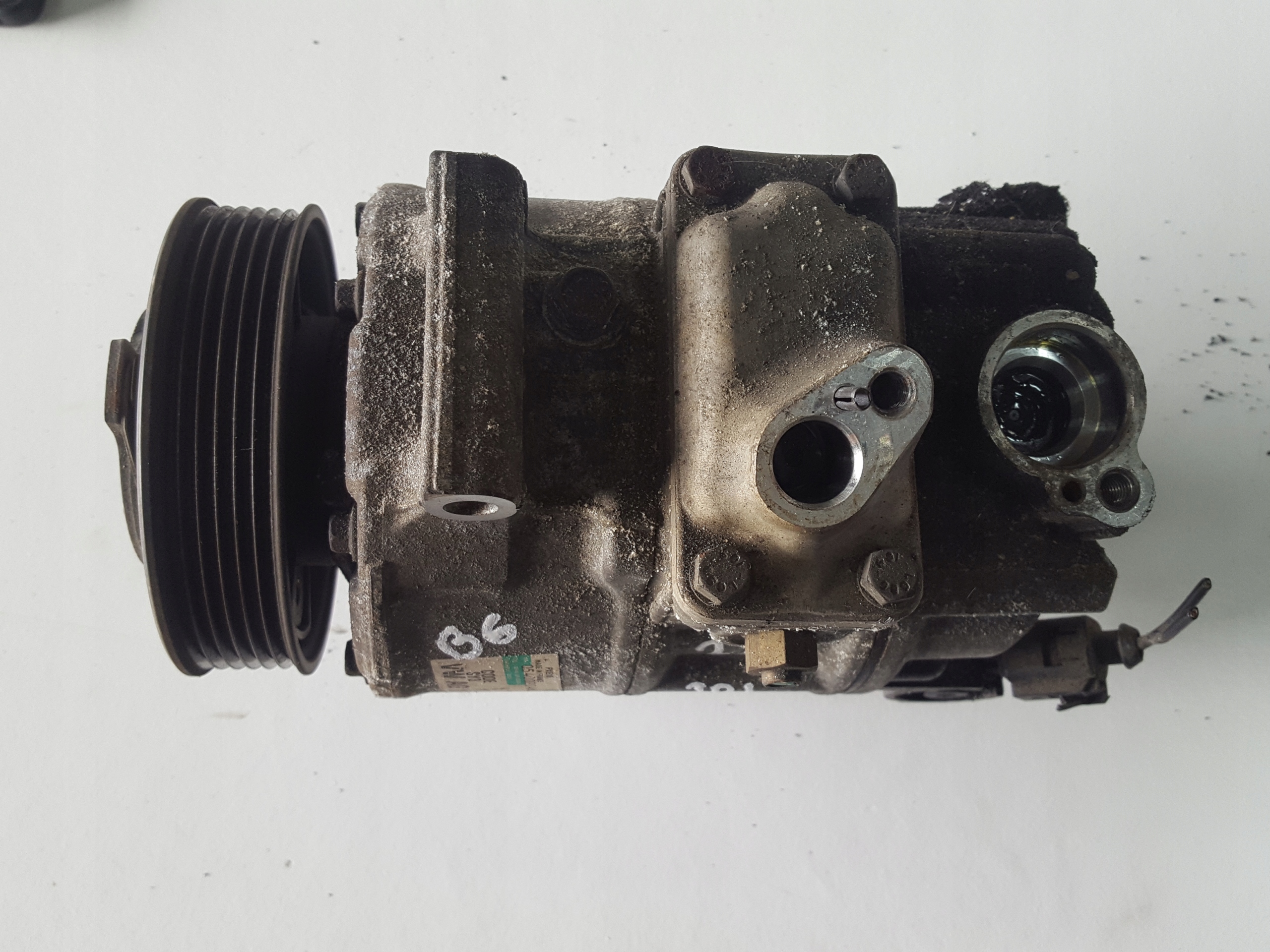 VW PASSAT B6 GOLF V 2.0 TDI SPRĘŻARKA KLIMATYZACJI Producent części Sanden