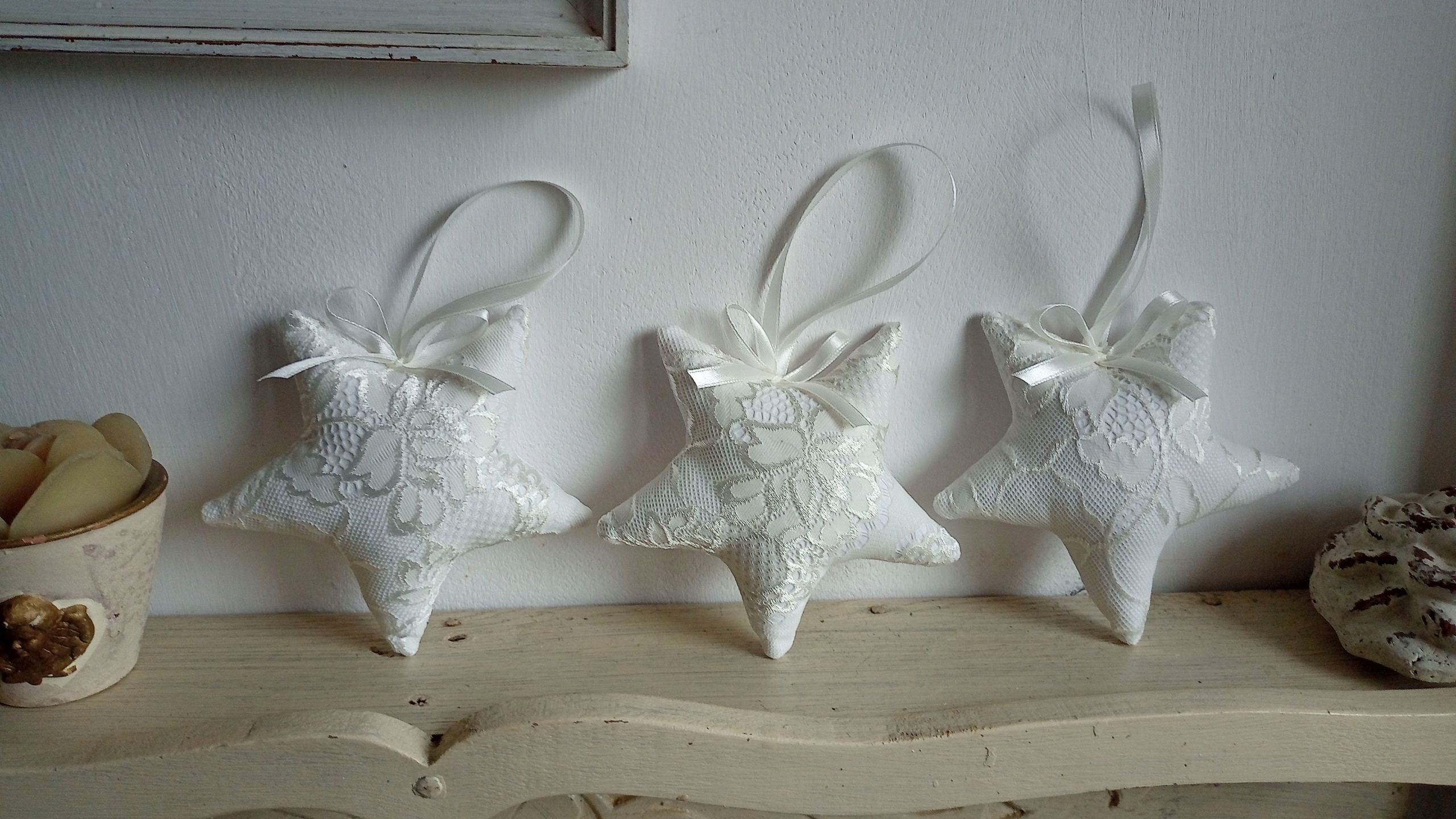 GWIAZDKI GWIAZDY KORONKOWE,ZAWIESZKI kompl. 3 szt.