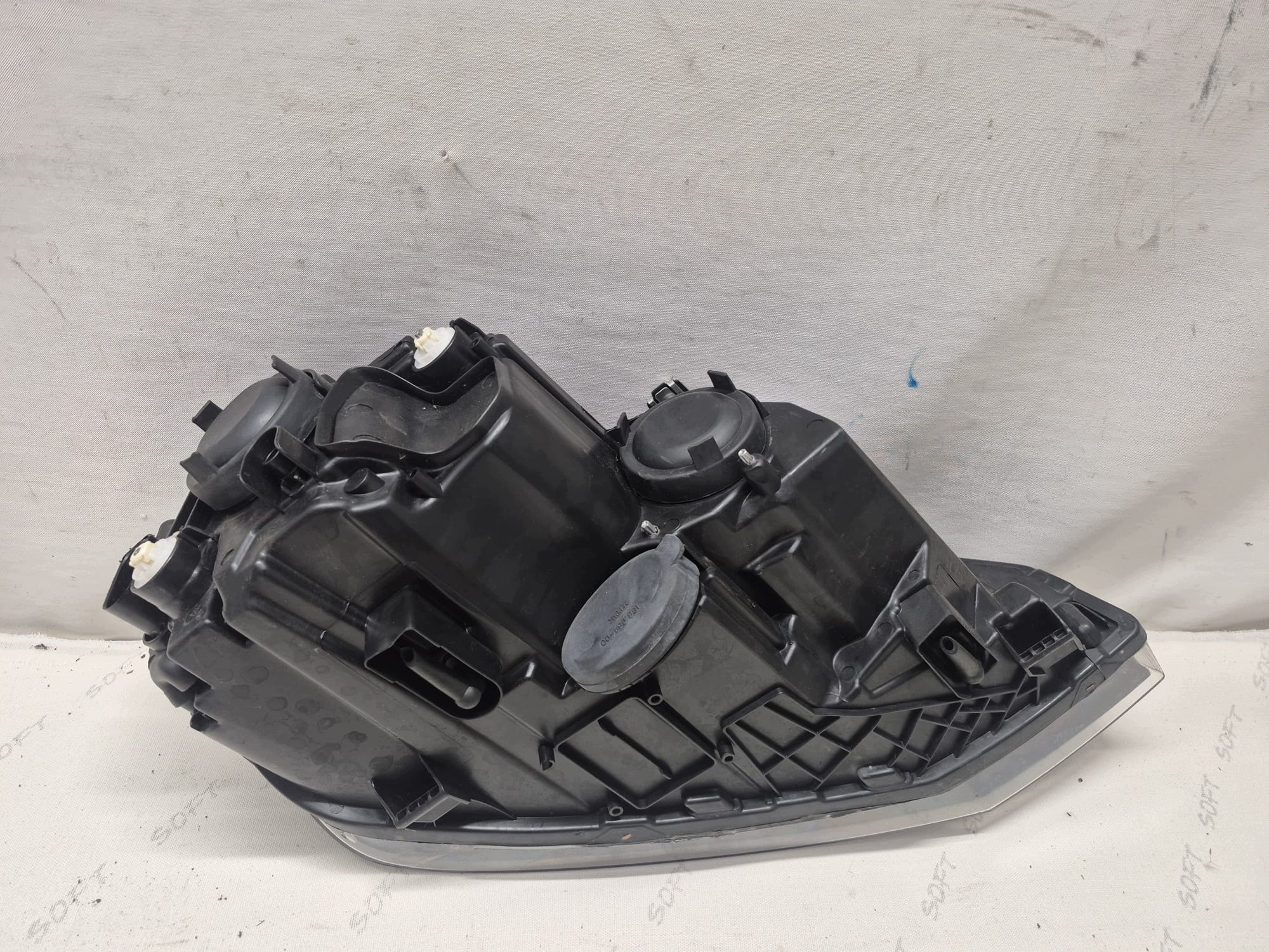VW POLO 2G 17- light left front front ZWYKLA 2G1941005