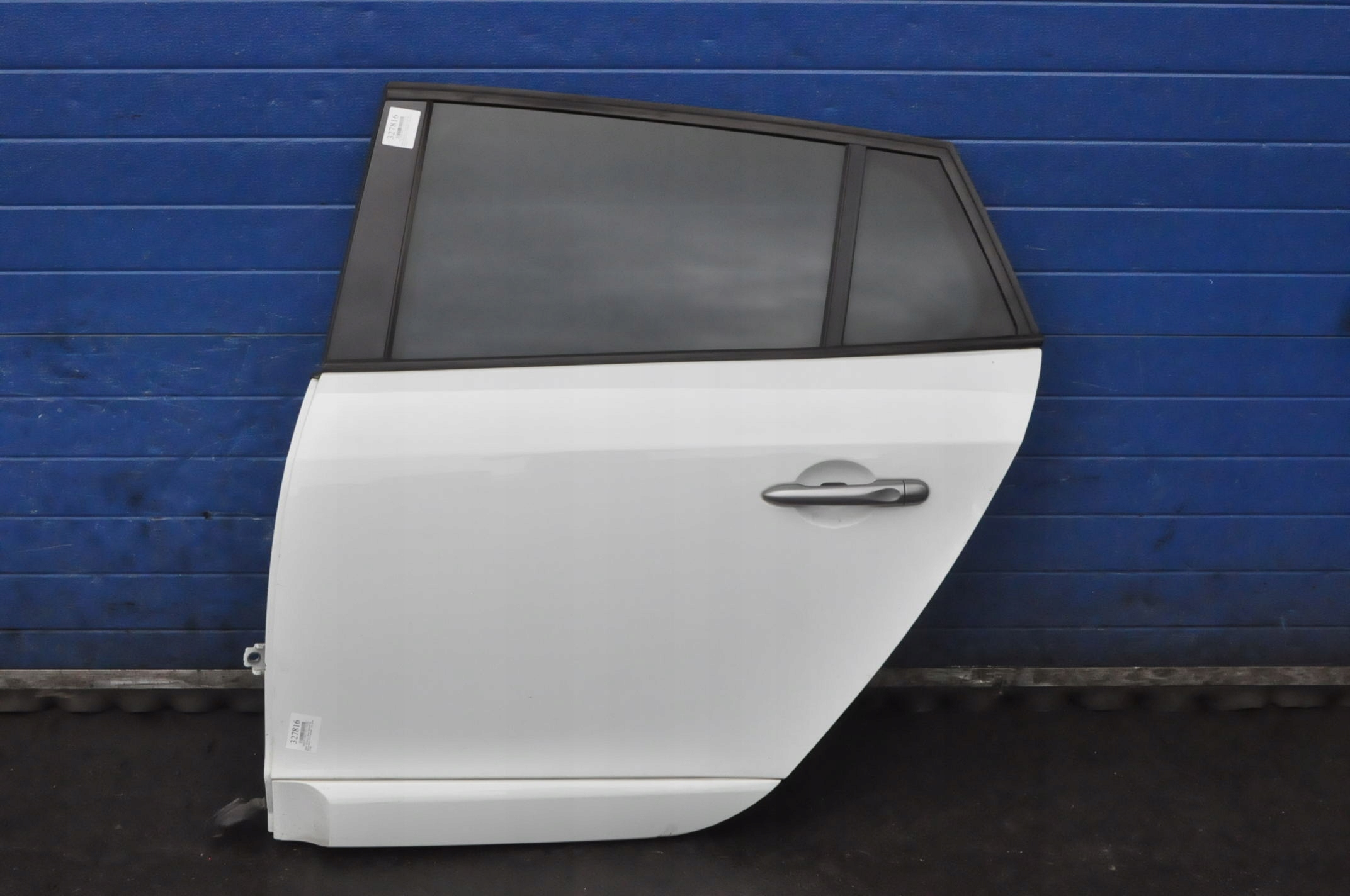 RENAULT MEGANE III DRZWI LEWY TYŁ LEWE TYLNE OV369 KOMBI