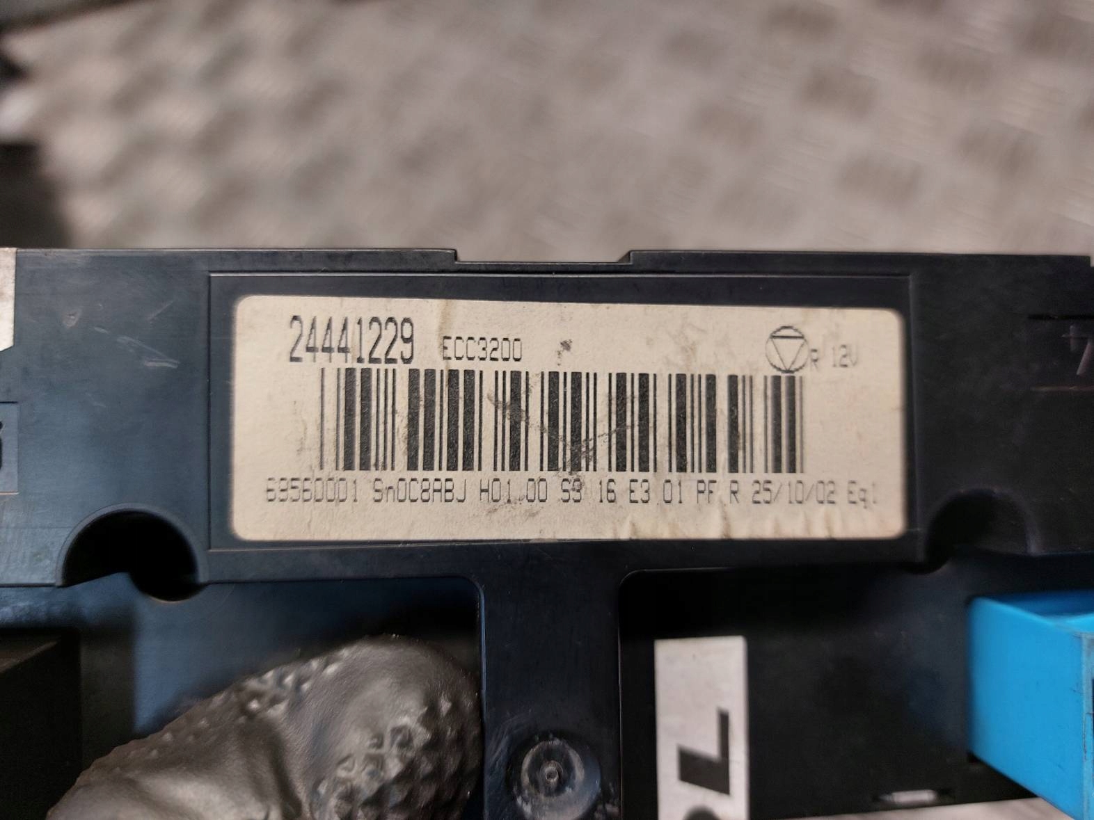 PANEL rešetka ventilacije OPEL VECTRA C 24441229