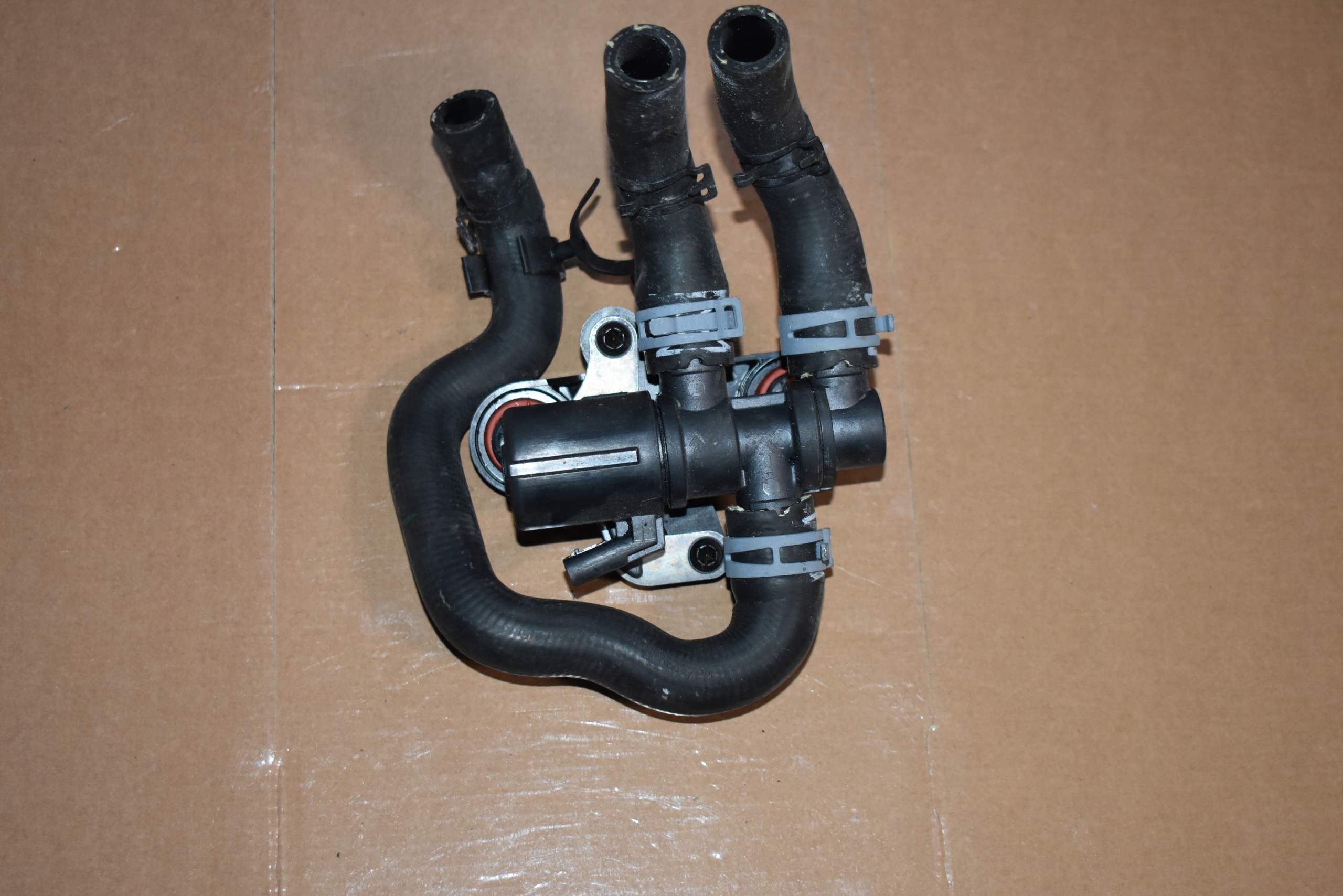 IDEALNY Sensor WODNY AUDI A5 B10 1