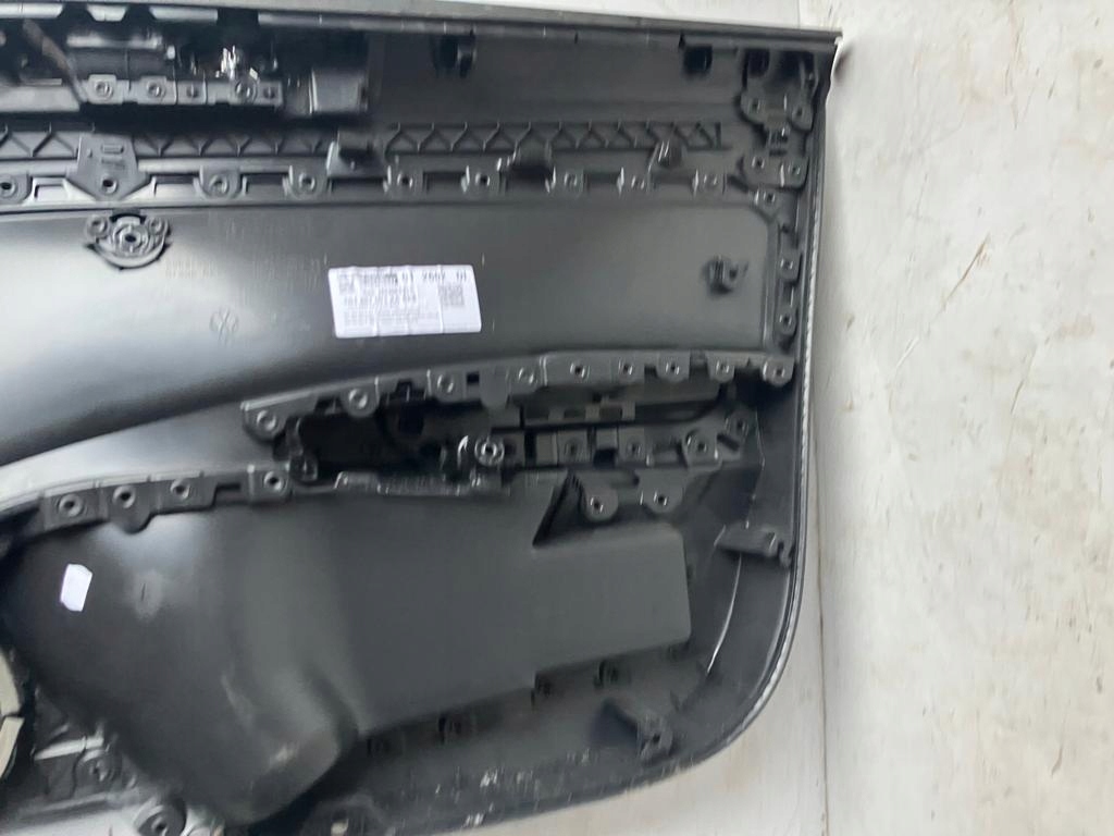 side door left front VW POLO 2G