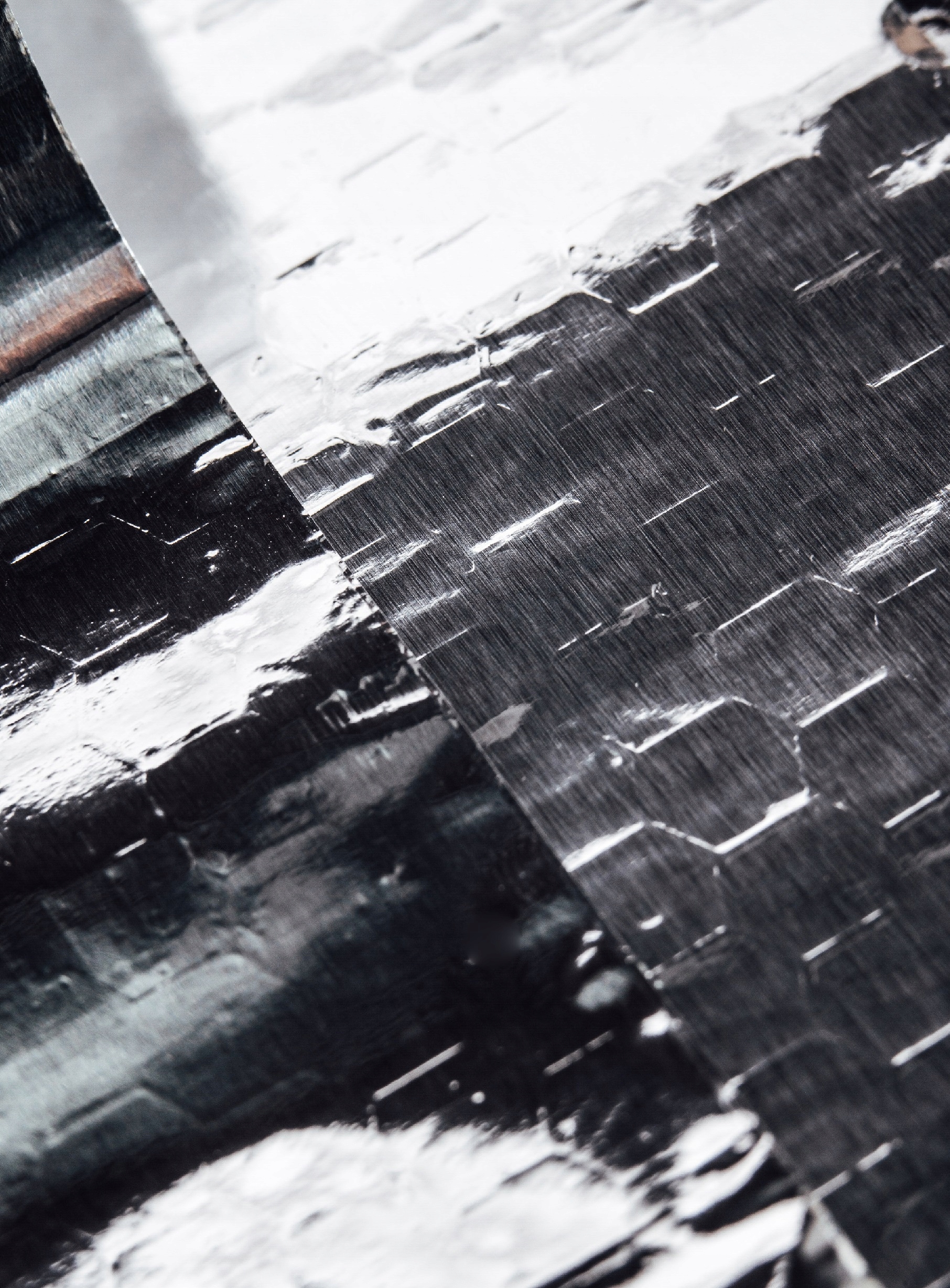 PACLAN FOLIA ALUMINIOWA TŁOCZONA 40M Cechy dodatkowe tłoczenia na folii