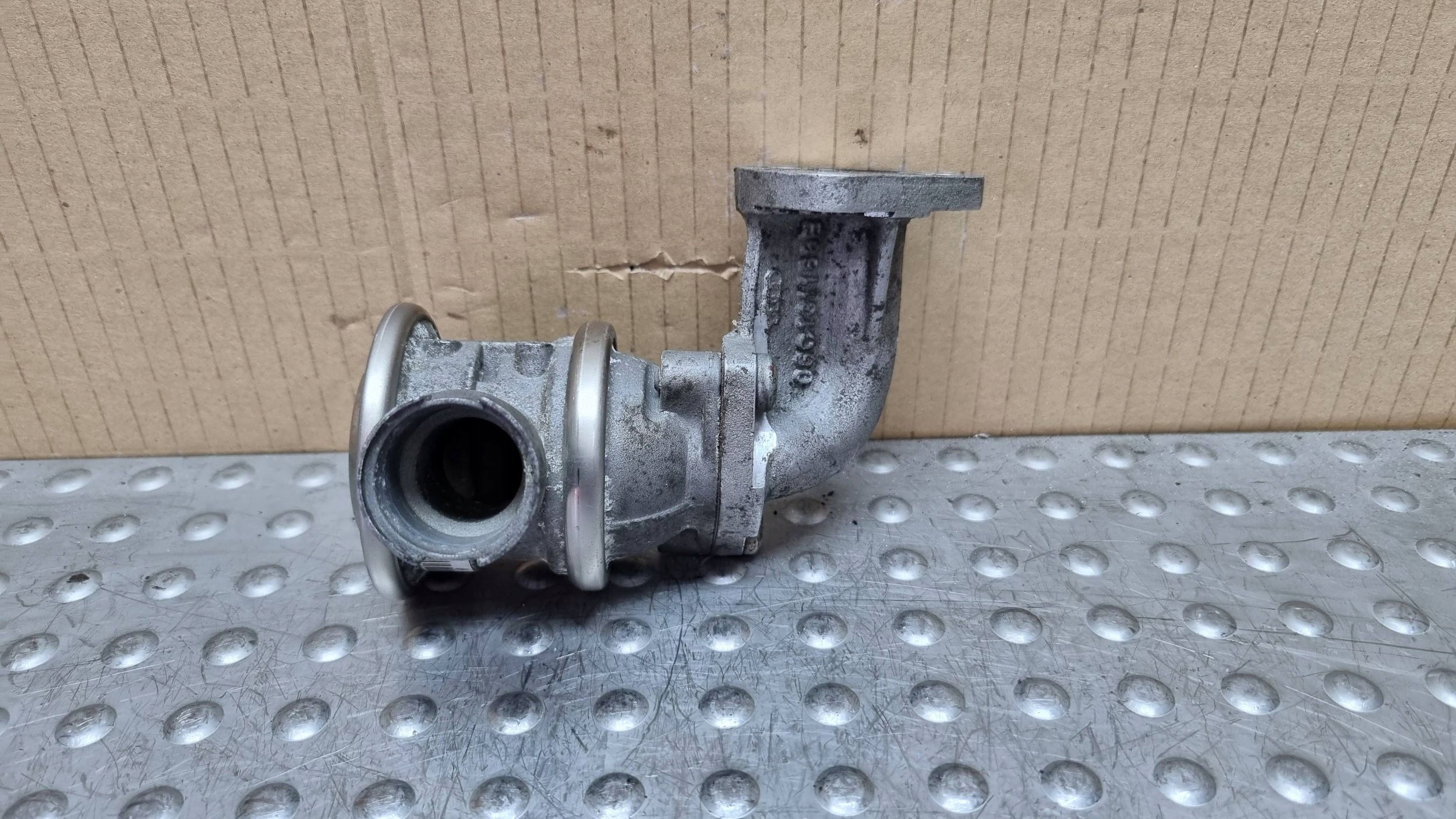 AGR-Ventil 06C131166B AUDI A6 C5 A4 B6 3.0 V6 ASN