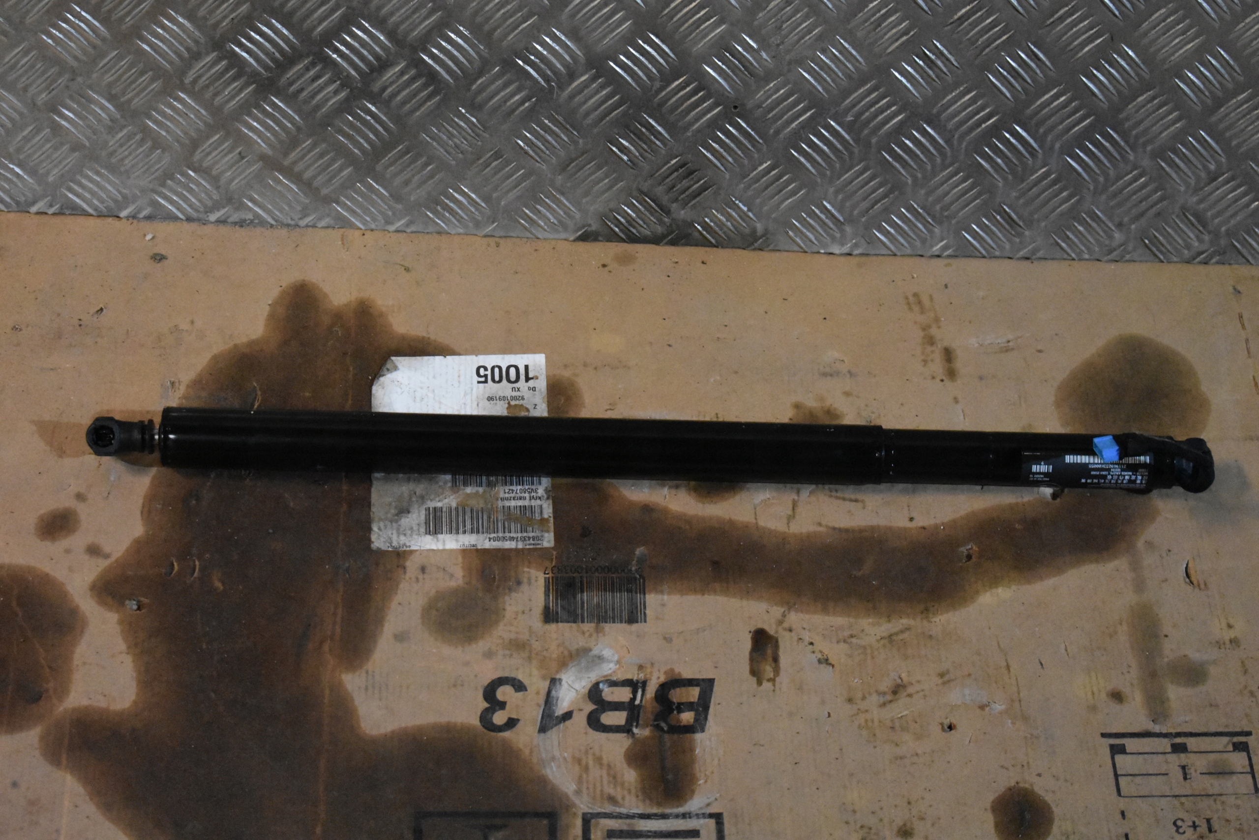 IDEALNY damper bonnet boot left BMW G02 1