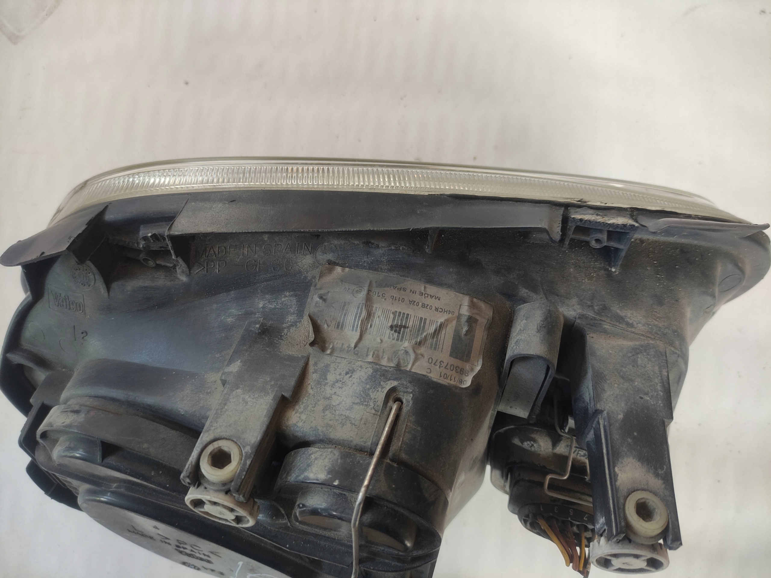 light left front lens VOLKSWAGEN GOLF IV